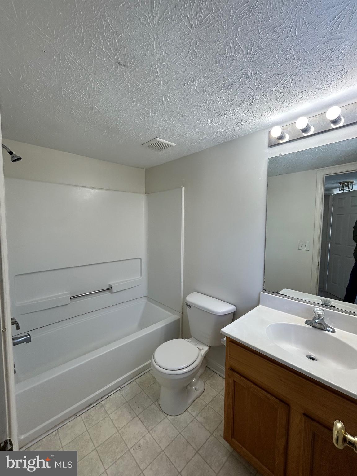 WINCHESTER CITY - Residential Lease