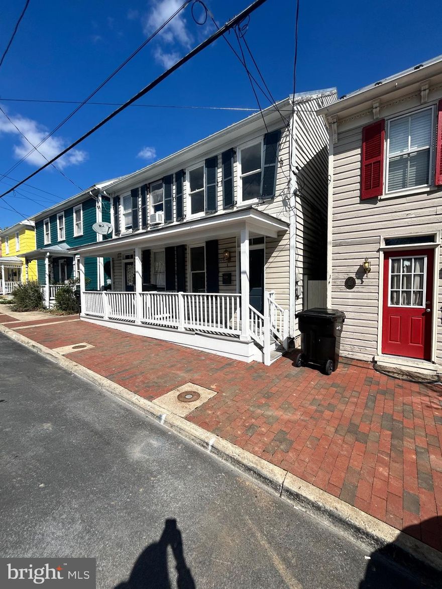 Rental unit is 608 S.Cameron St./ duplex
This unique 1 bedroom, 1 and half bath duplex has lots of space and a finished attic. All new LVP flooring through out the living and dinning room. Located in historic downtown Winchester. Low maintenance backyard space with large deck right off the kitchen. 
Walk to some of your favorite old town restaurants and stores.  NO SMOKING. 
App fee $45.00 per 18 or older. 
Pets Case by Case