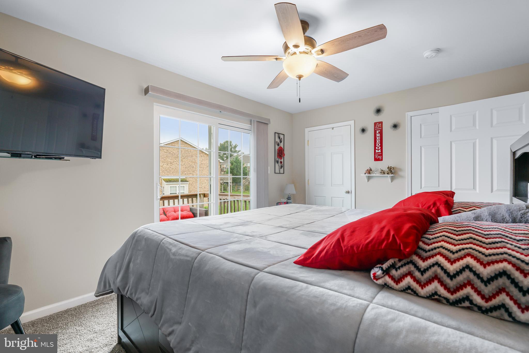 VILLAGE OF PHEASANT GLEN - Residential