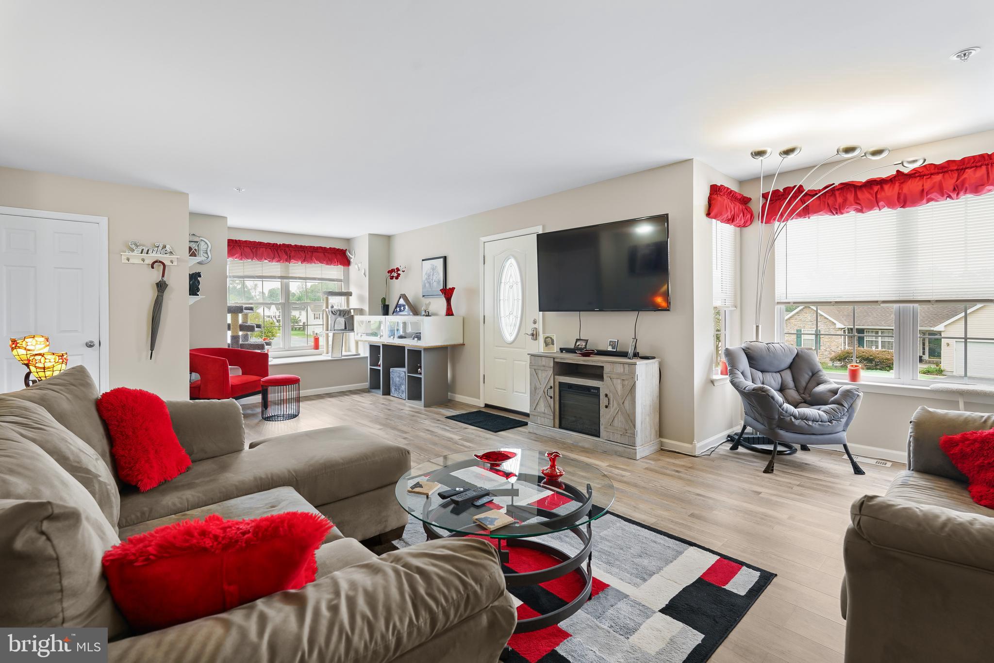 VILLAGE OF PHEASANT GLEN - Residential