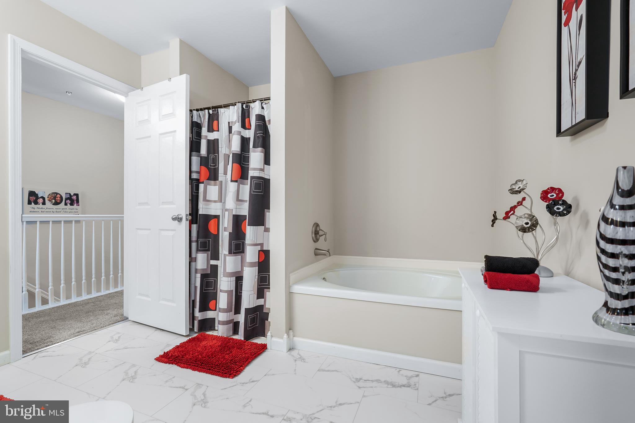 VILLAGE OF PHEASANT GLEN - Residential