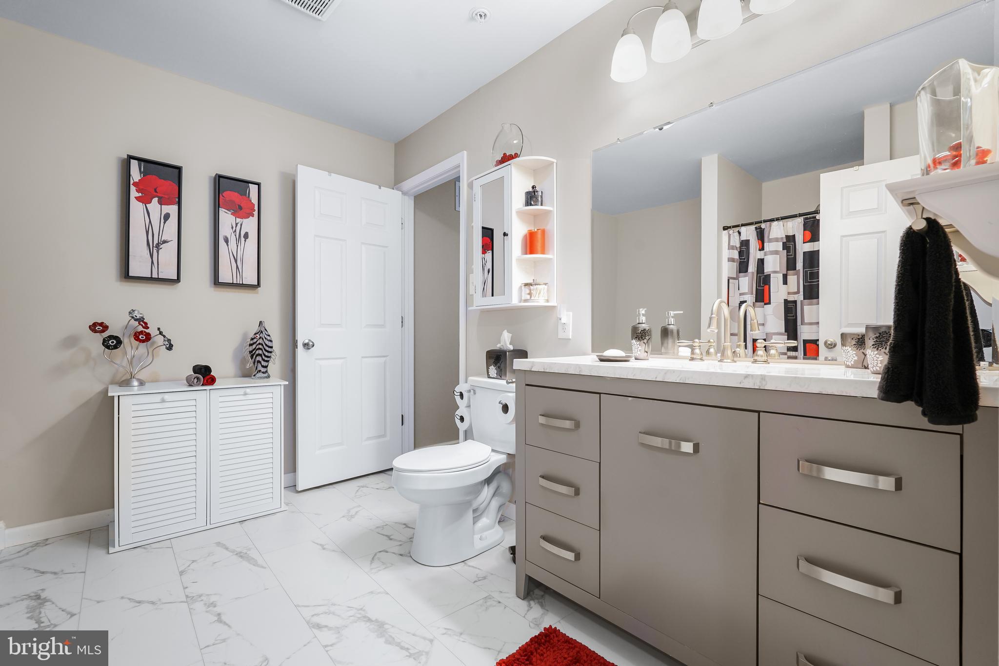 VILLAGE OF PHEASANT GLEN - Residential