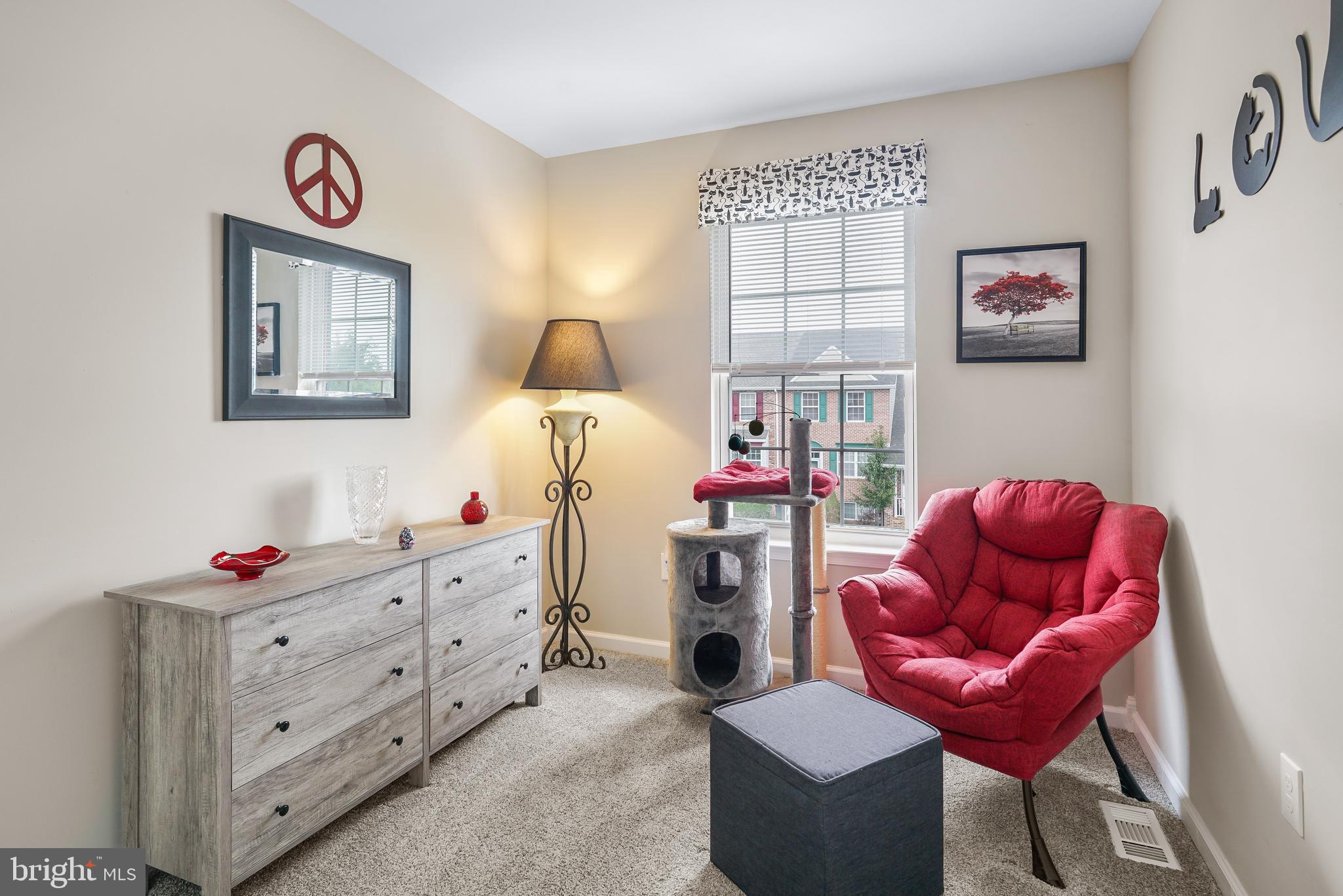 VILLAGE OF PHEASANT GLEN - Residential