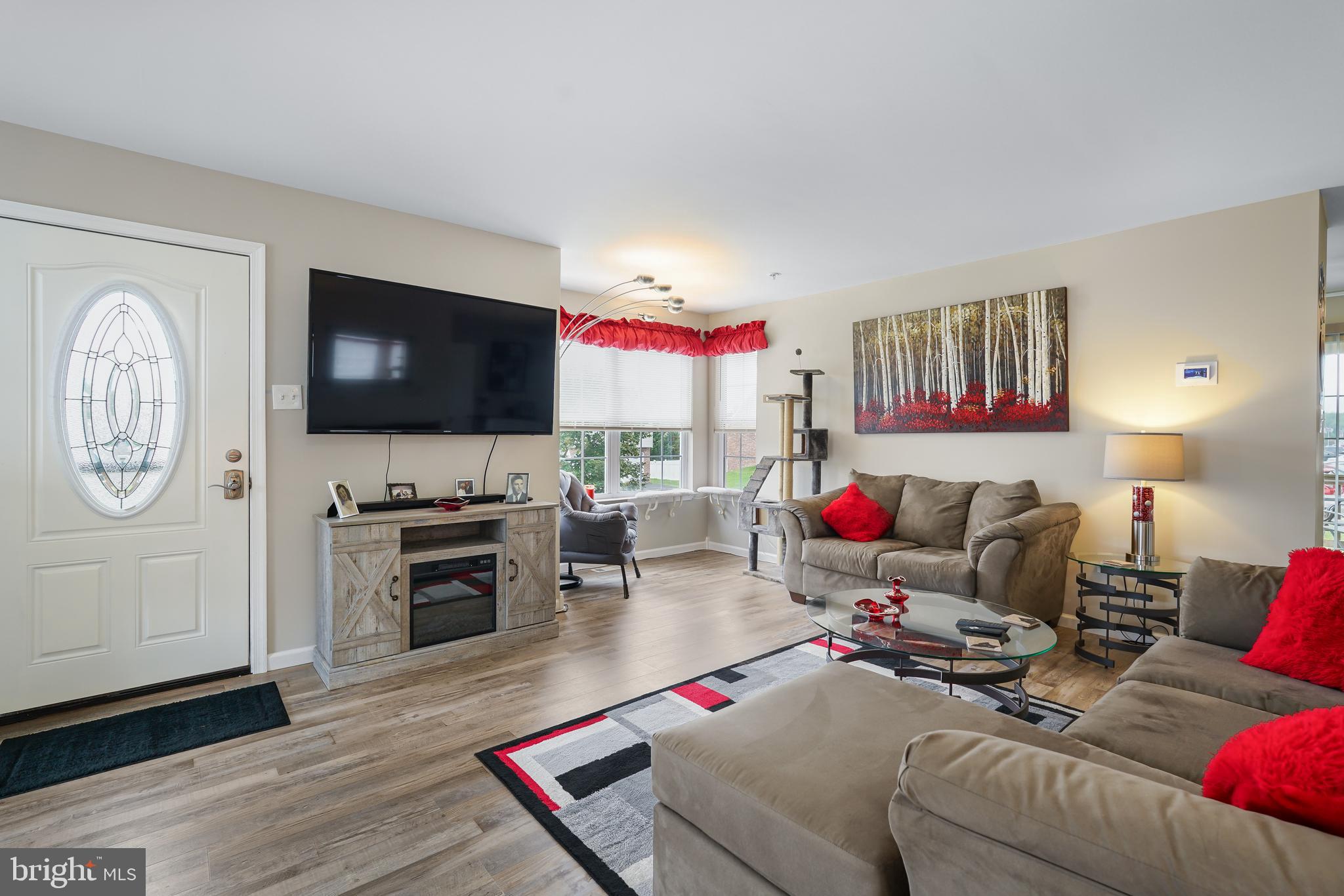 VILLAGE OF PHEASANT GLEN - Residential