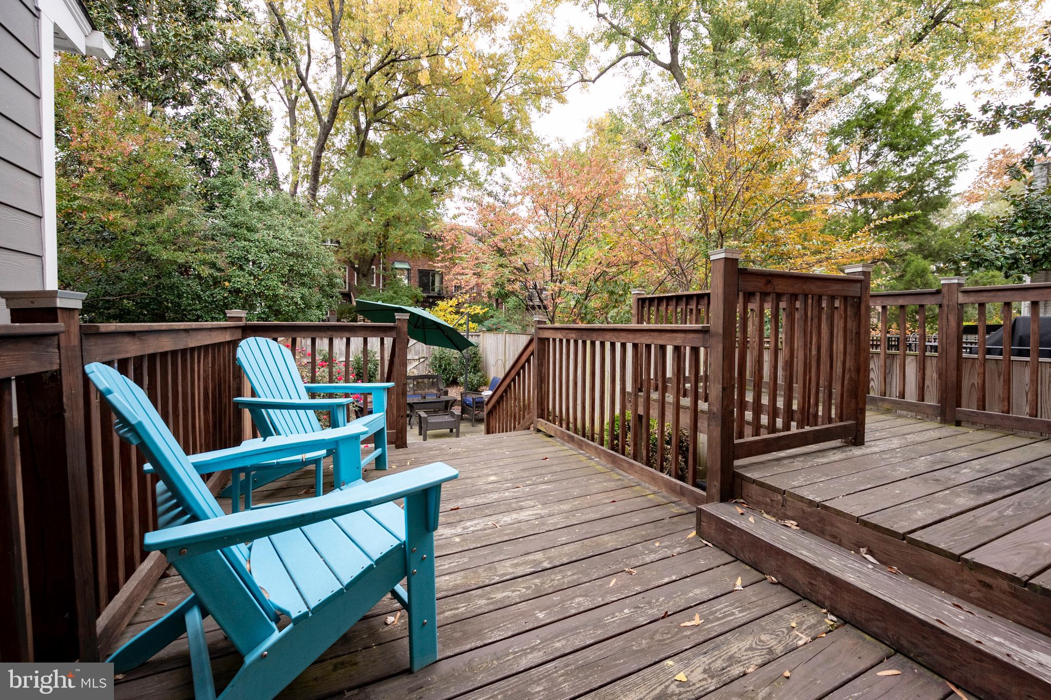 YATES GARDENS - Residential Lease