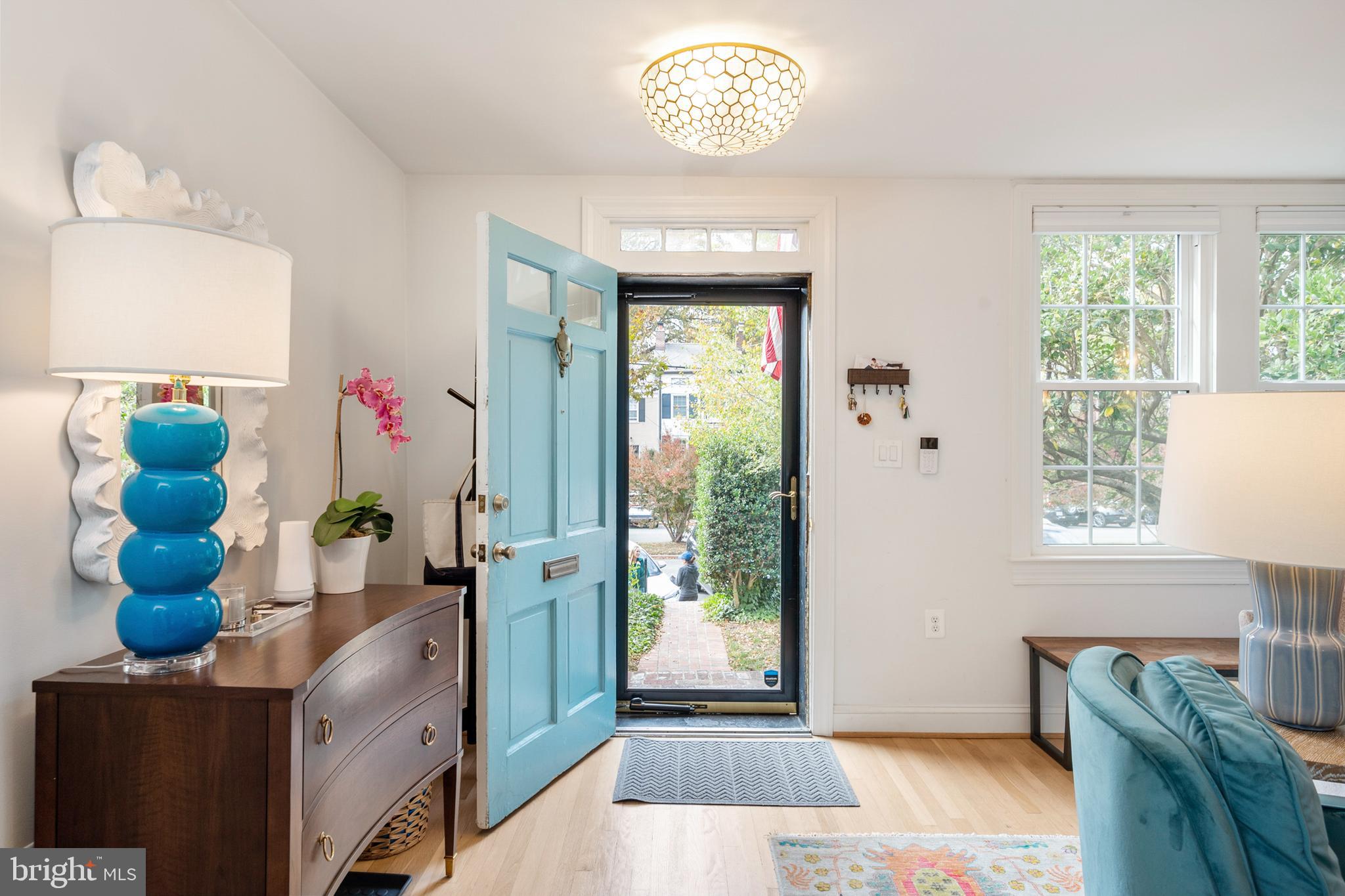 YATES GARDENS - Residential Lease