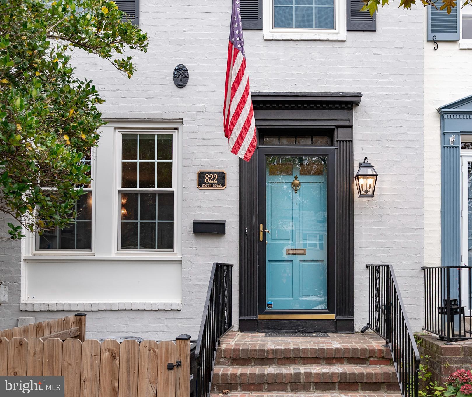 YATES GARDENS - Residential Lease