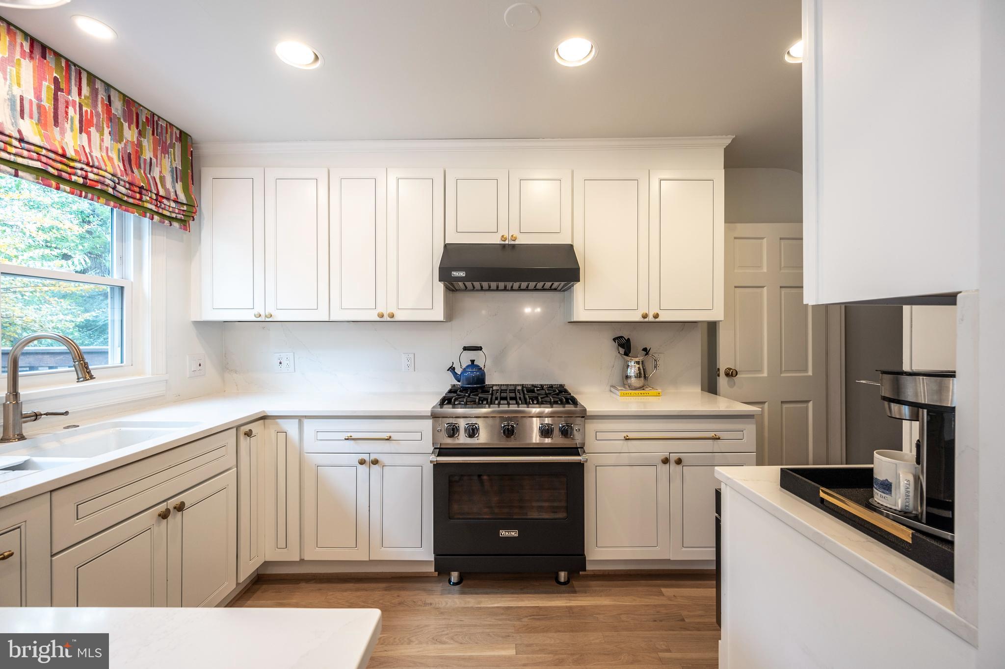 YATES GARDENS - Residential Lease