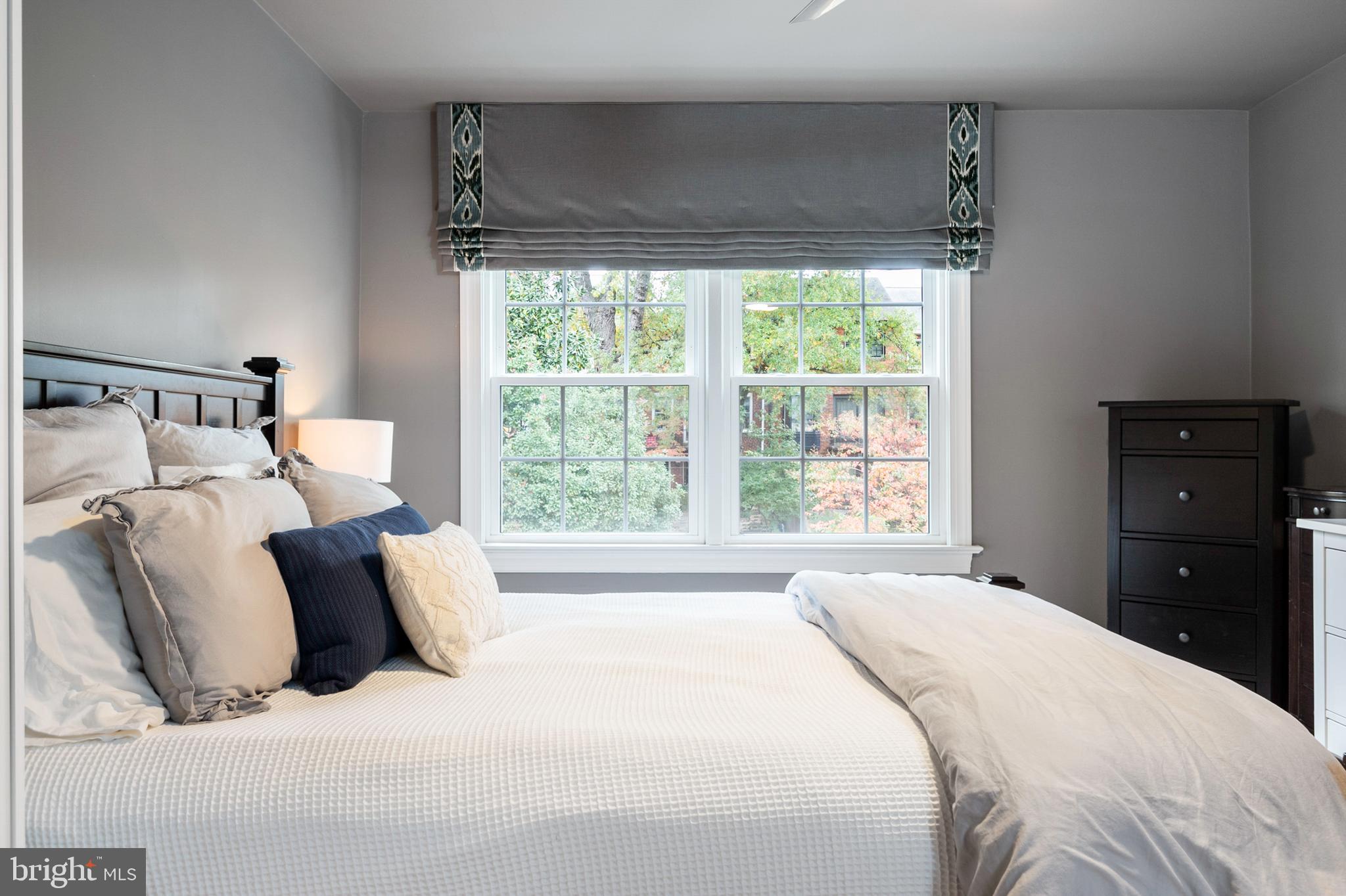 YATES GARDENS - Residential Lease