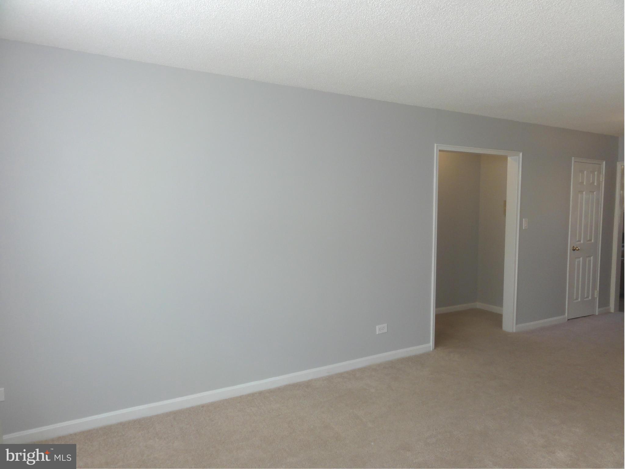 ARLINGTON OAKS - Residential