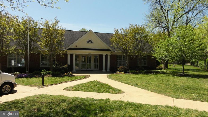 Ready to move in! Comfortable, quiet living, convenient to many urban amenities. Great views of the courtyard.Updates include: Kitch/Bath SS appliances & granite counters, electrical panel and freshly painted! Community Fitness Ctr, Off-street parking w/ 2 perm spaces & 2 visitor, garden plots, additional storage. Terrific access to commuting routes. Approx 1 mile to Ballston & Virginia Sq metros.