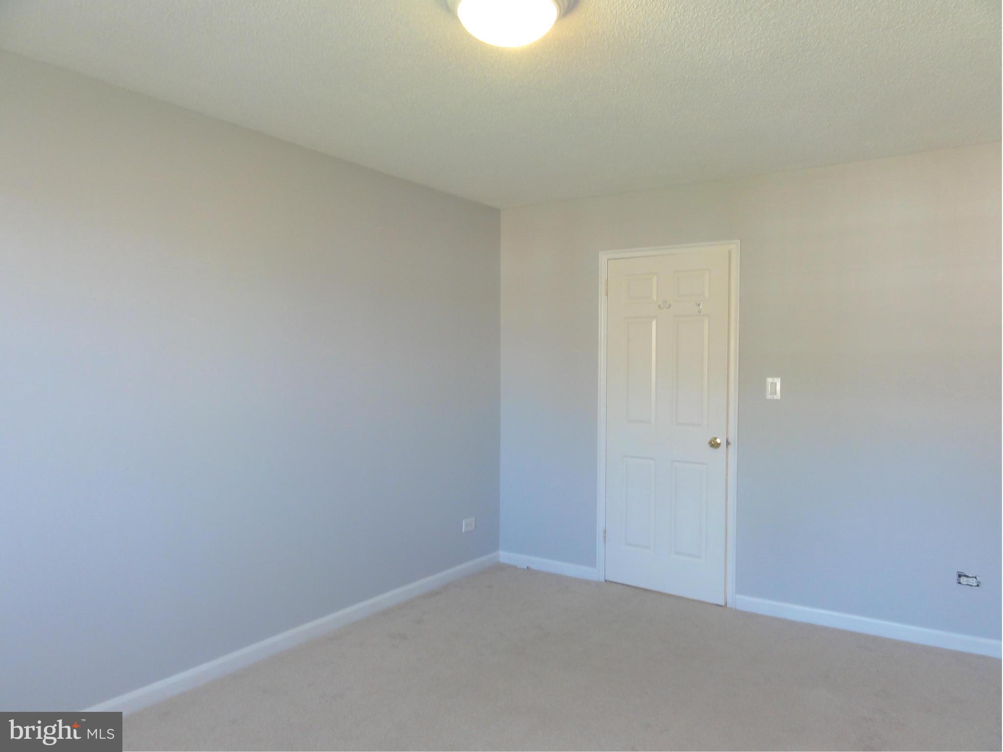 ARLINGTON OAKS - Residential