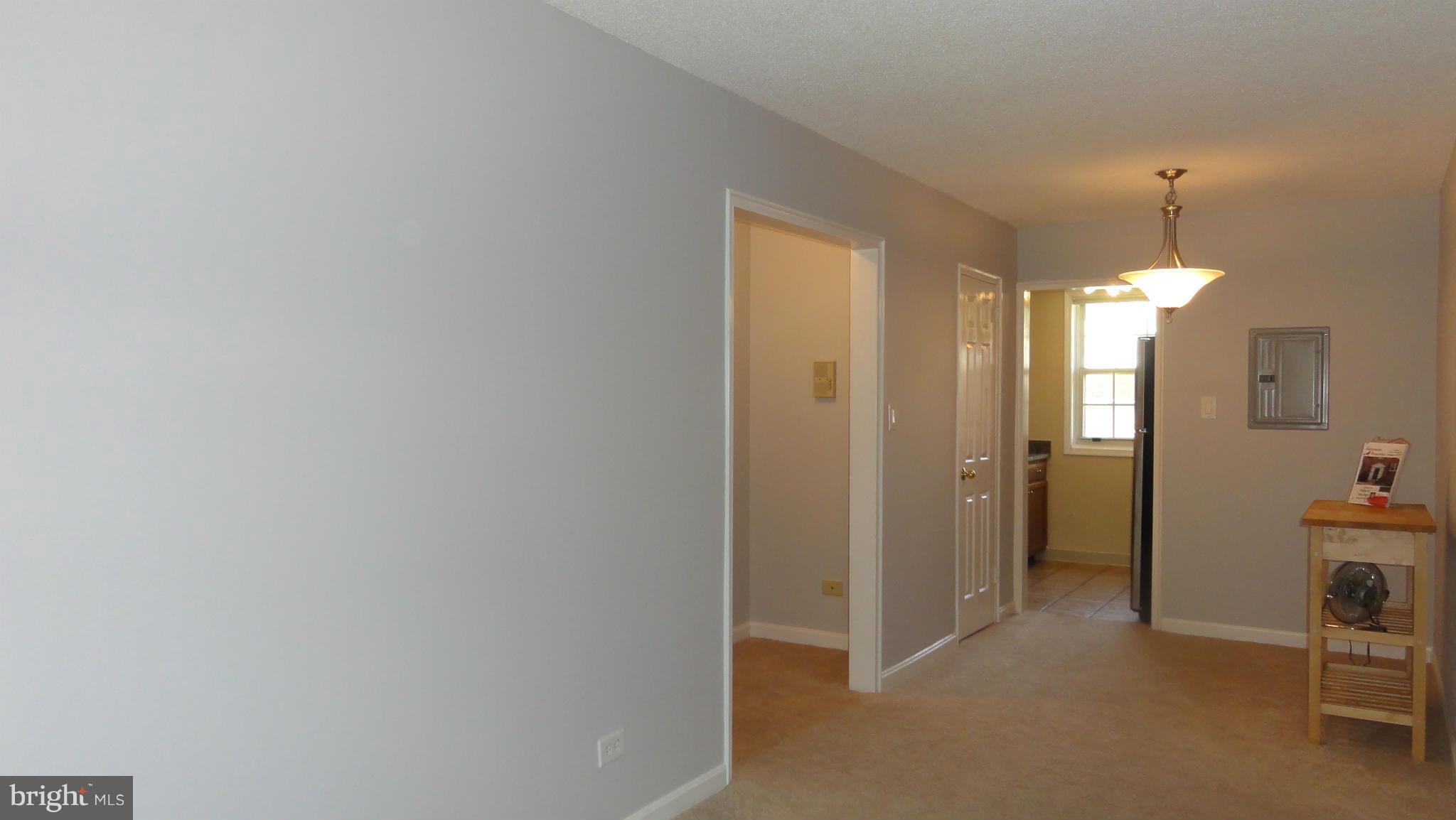 ARLINGTON OAKS - Residential