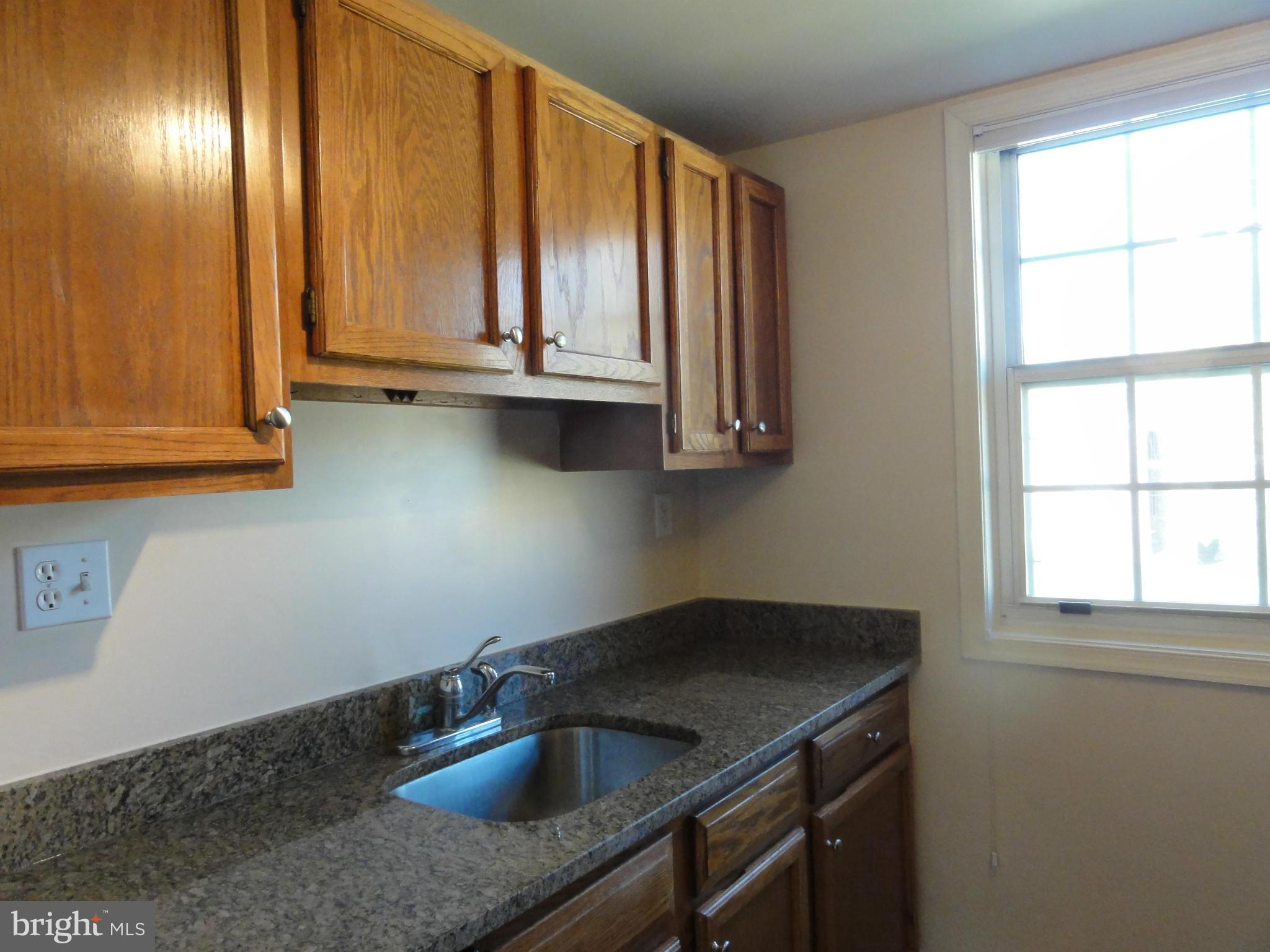 ARLINGTON OAKS - Residential