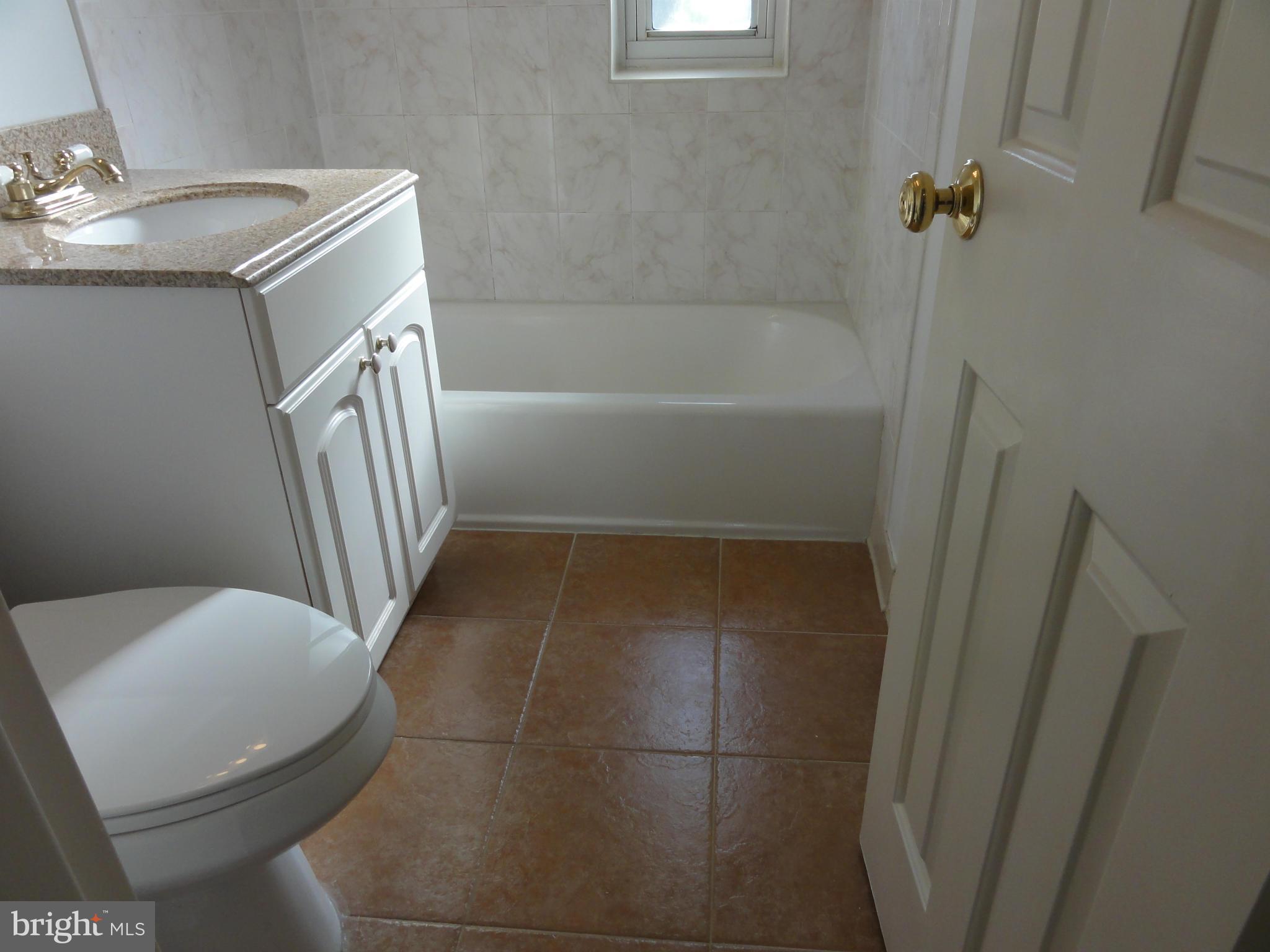 ARLINGTON OAKS - Residential