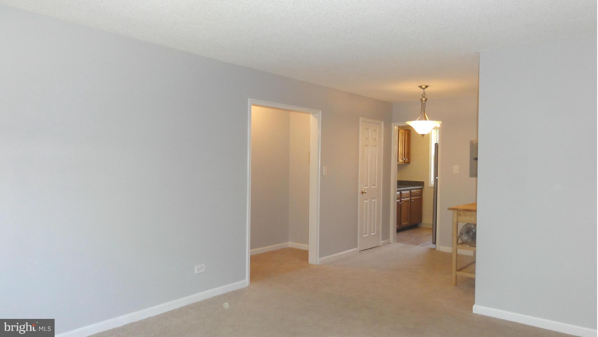 ARLINGTON OAKS - Residential