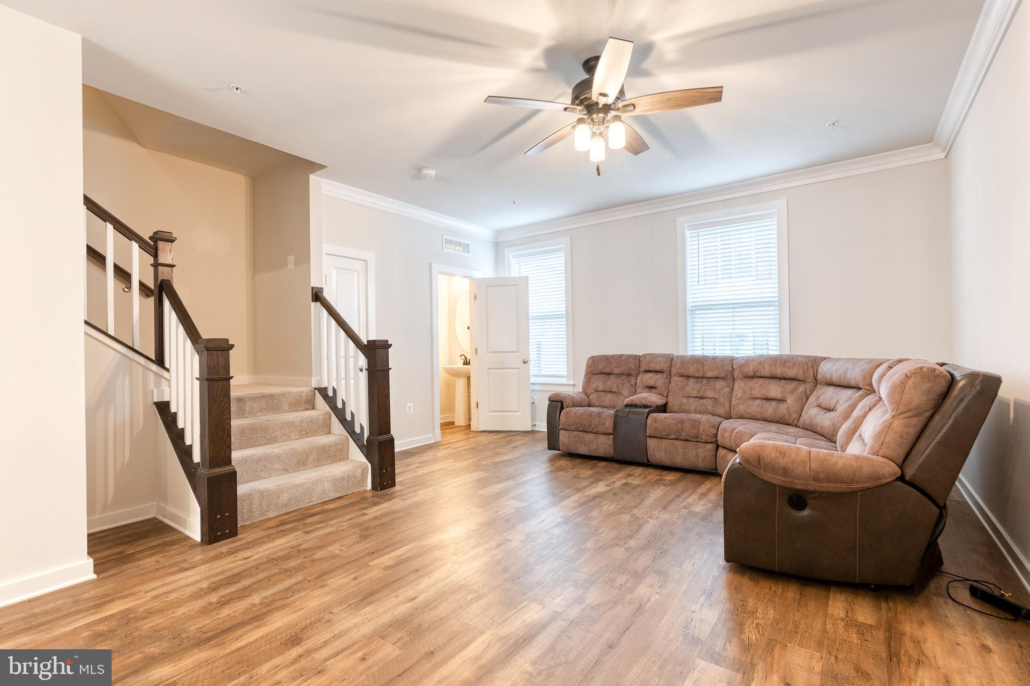 ODENTON STATION - Residential