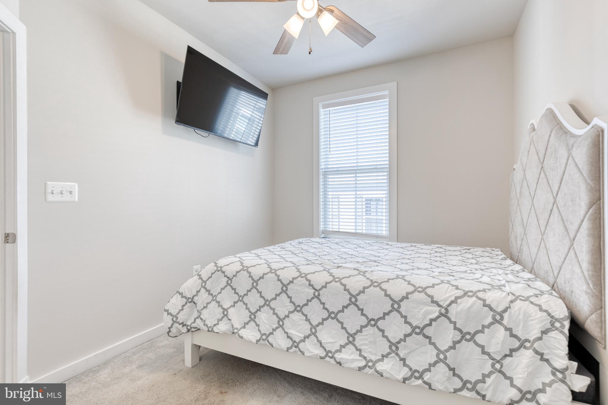 ODENTON STATION - Residential