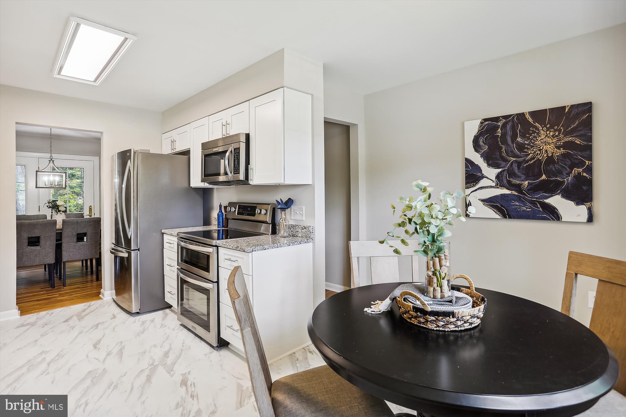 ROLLING VALLEY - Residential