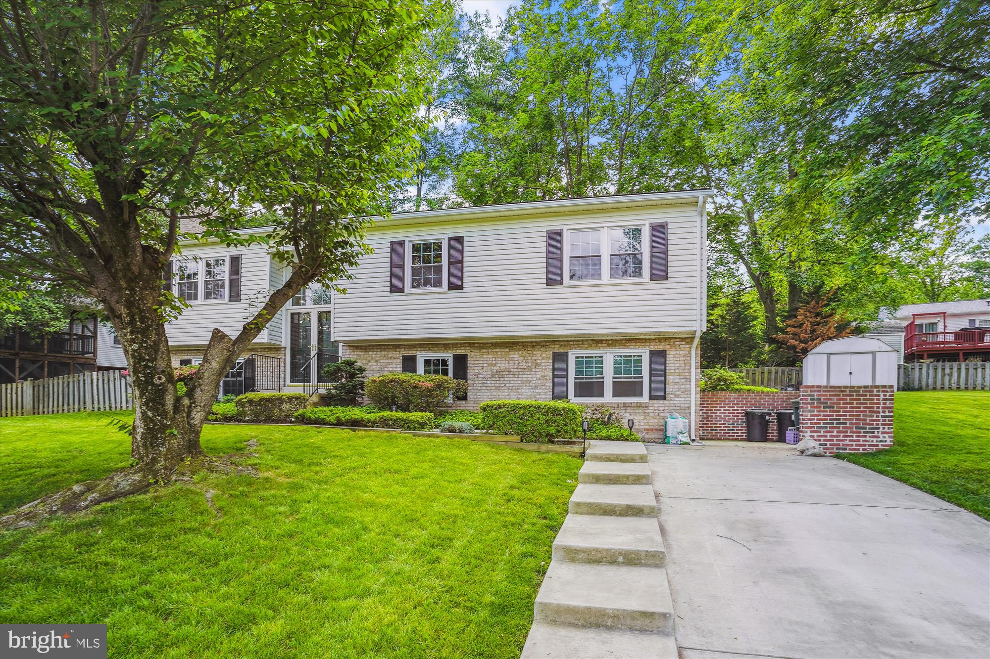 ROLLING VALLEY - Residential