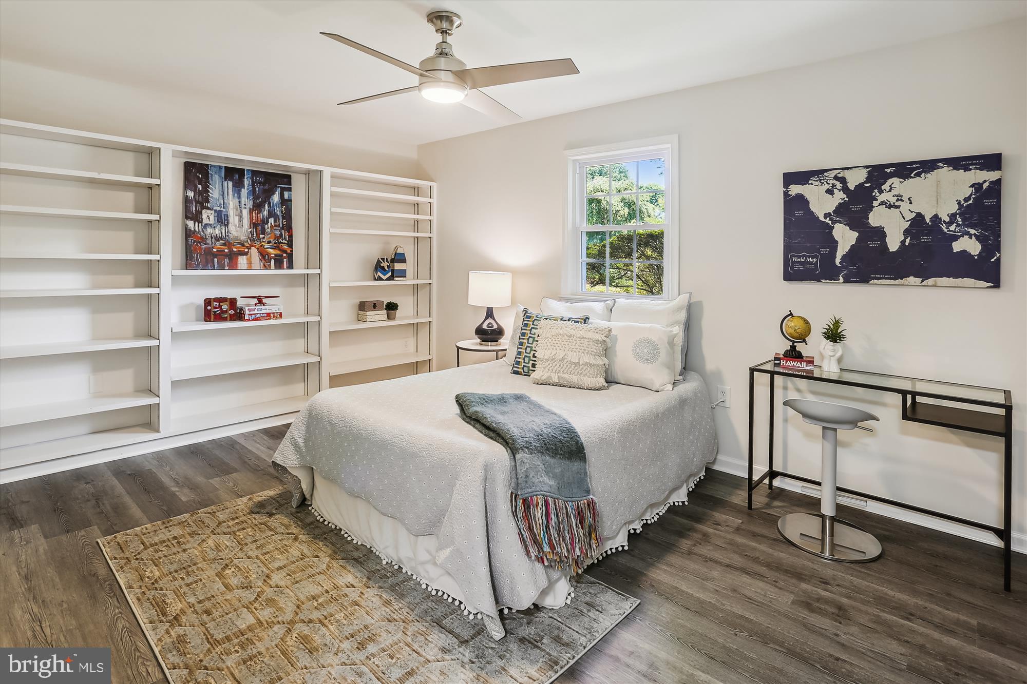 ROLLING VALLEY - Residential