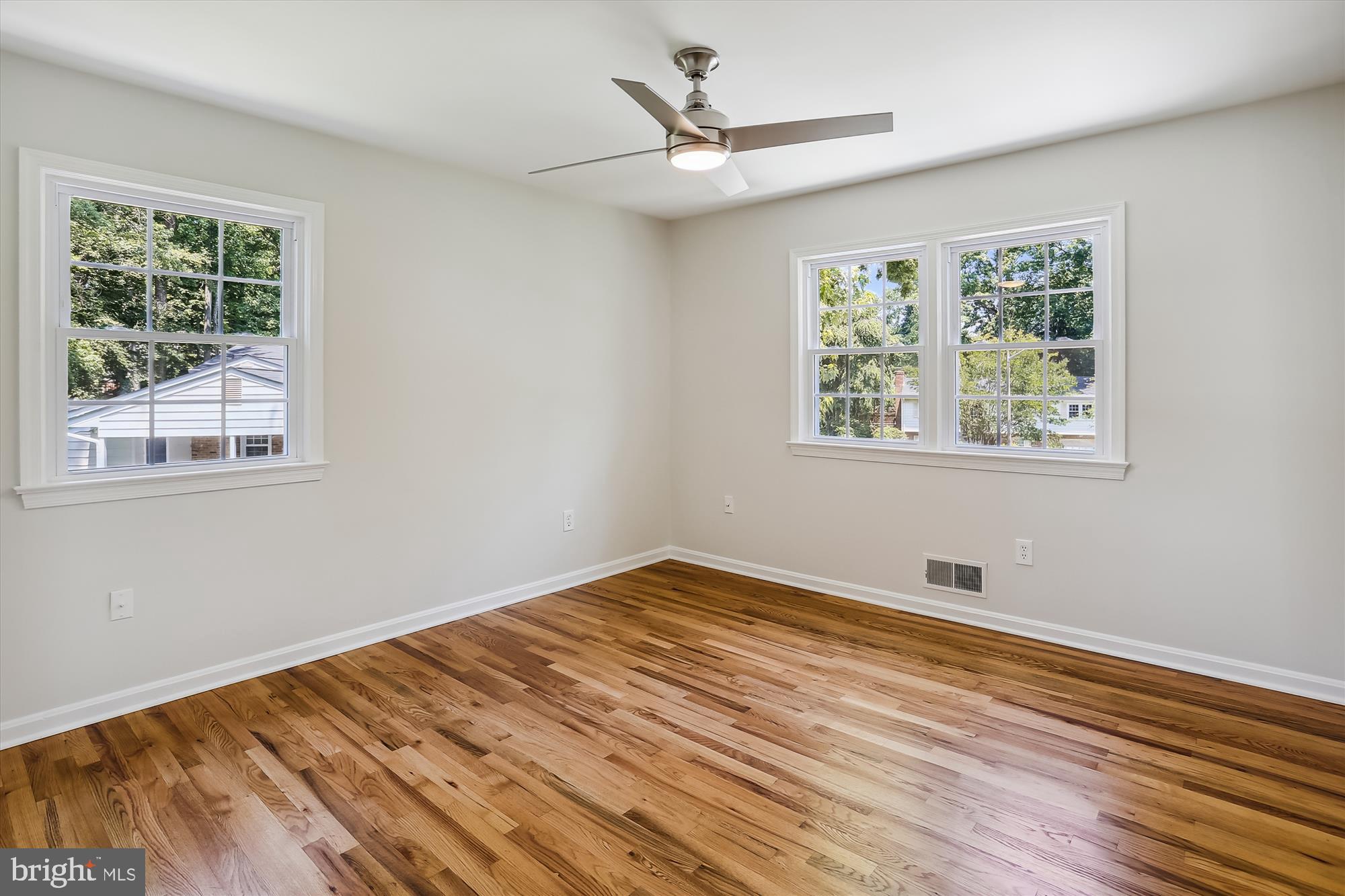 ROLLING VALLEY - Residential