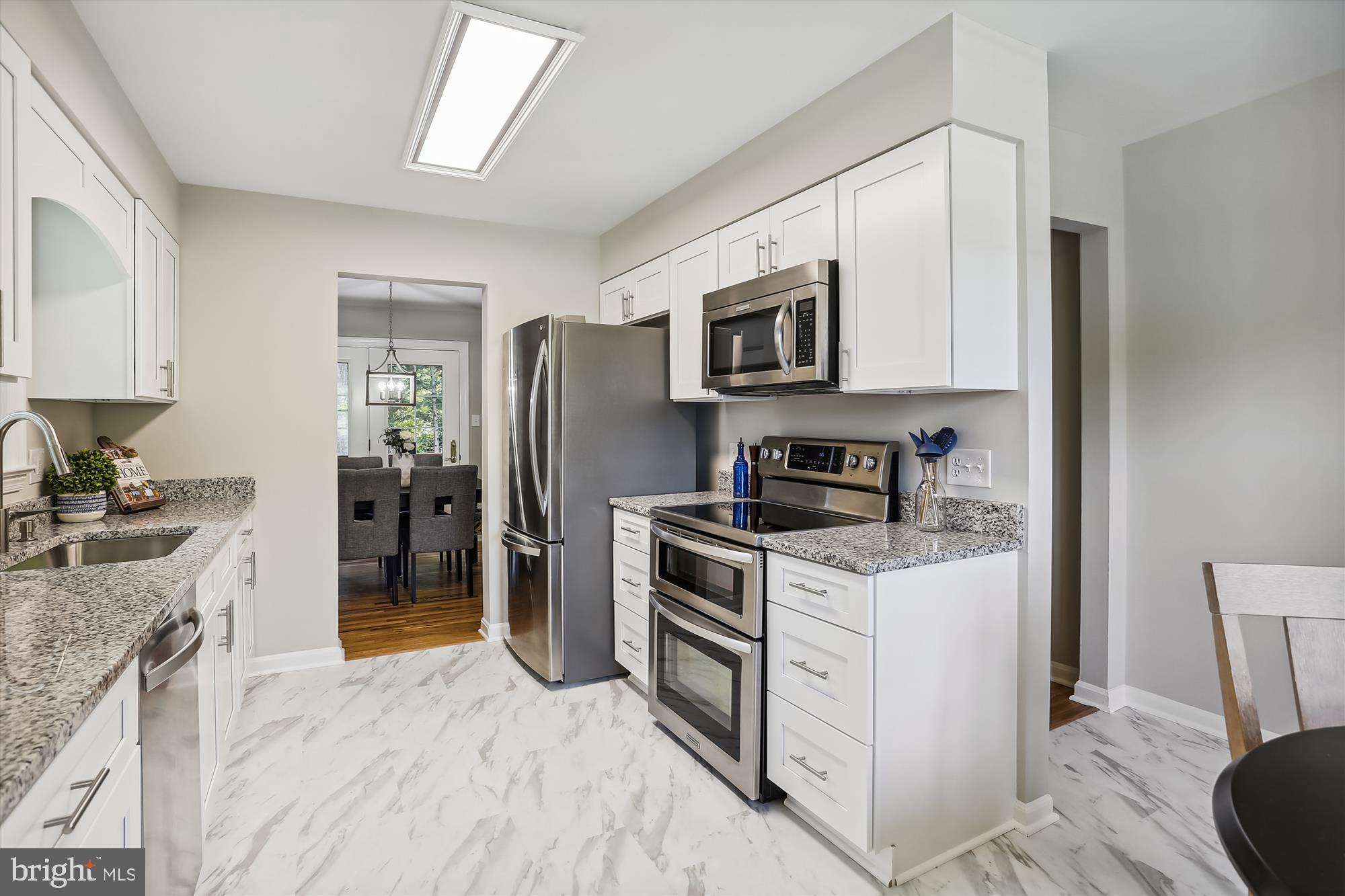 ROLLING VALLEY - Residential