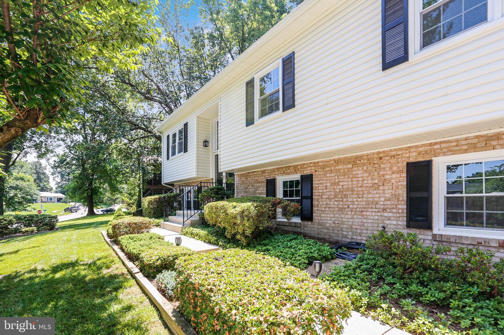 ROLLING VALLEY - Residential