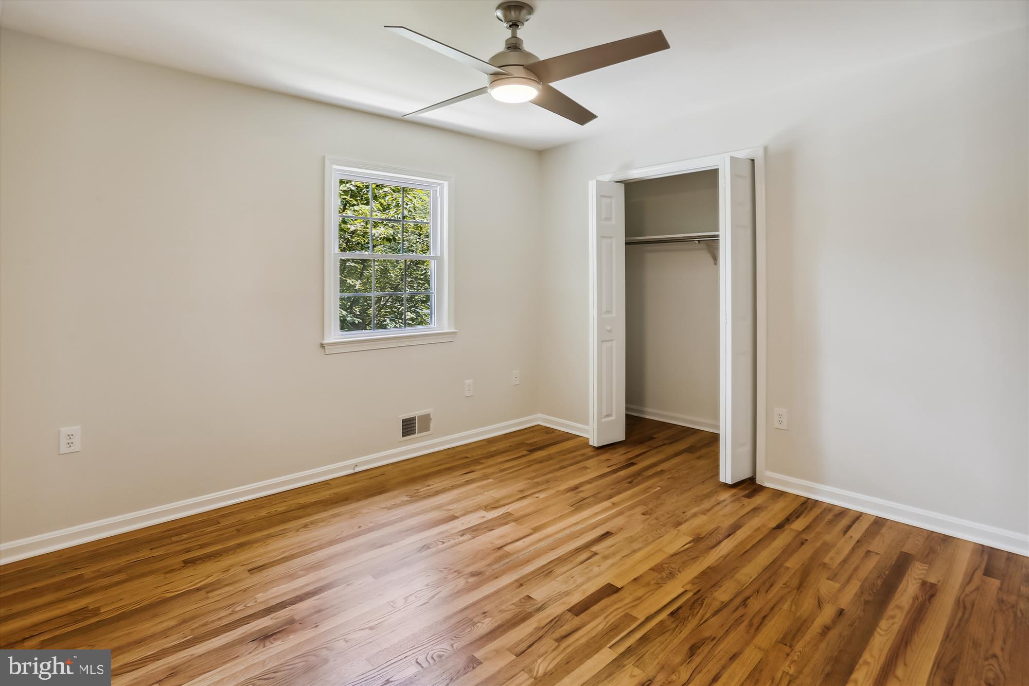 ROLLING VALLEY - Residential