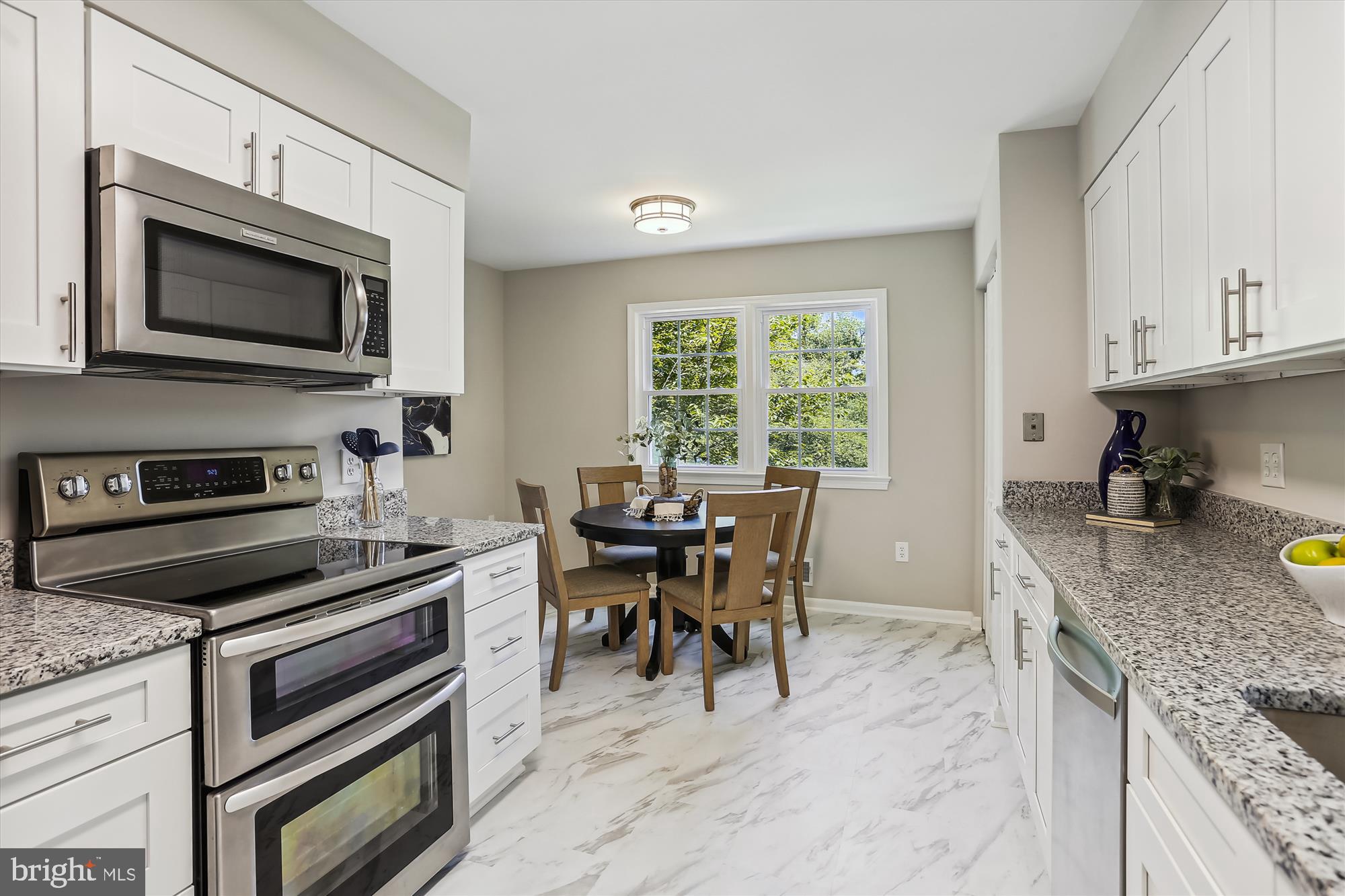 ROLLING VALLEY - Residential