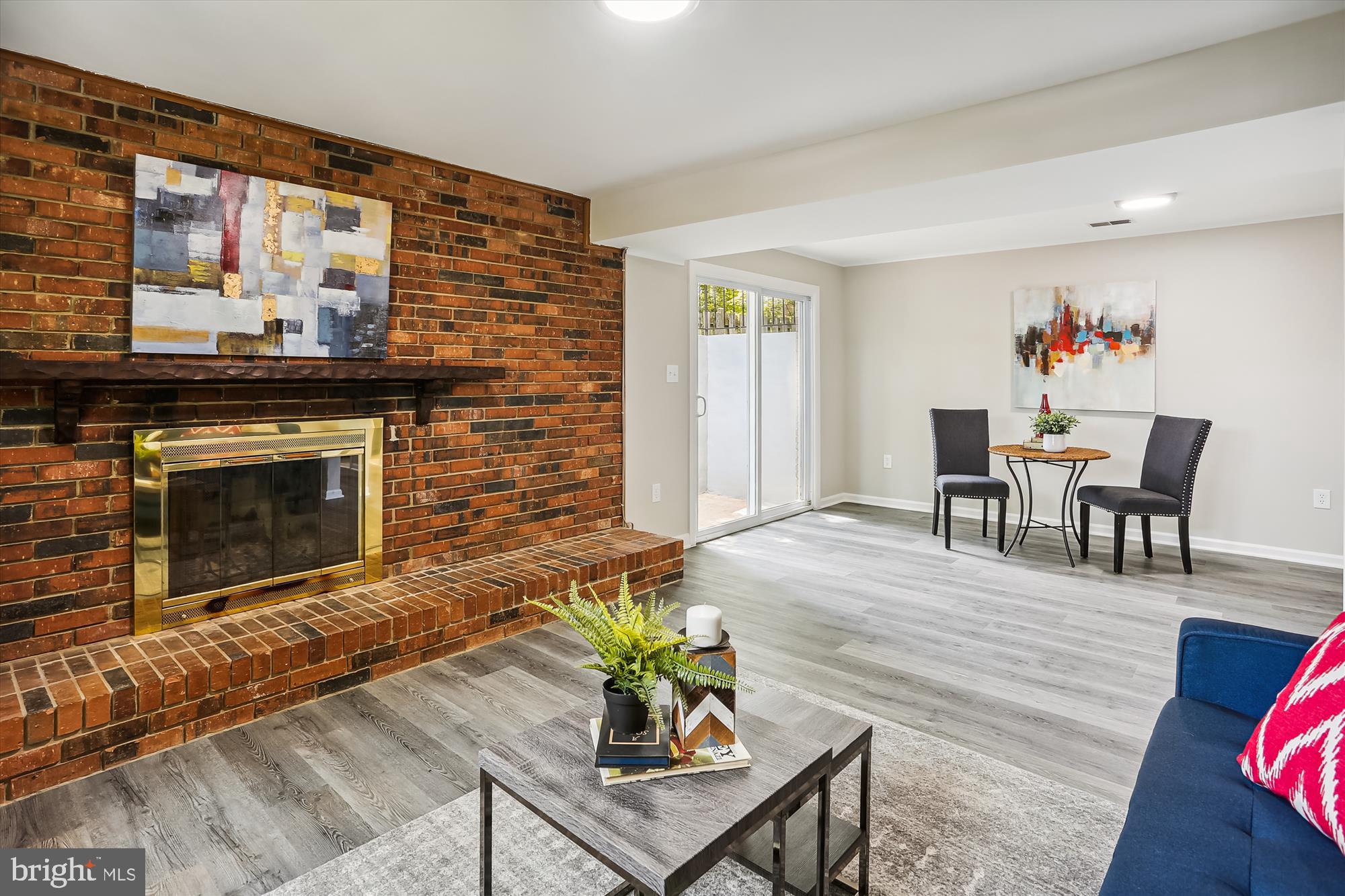 ROLLING VALLEY - Residential