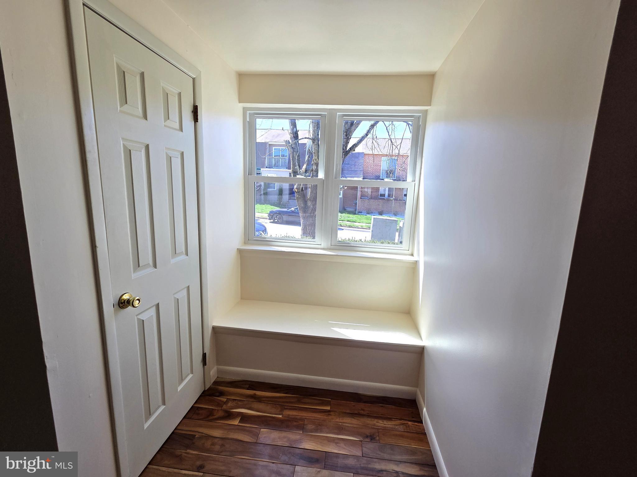 BRYN ERIN - Residential