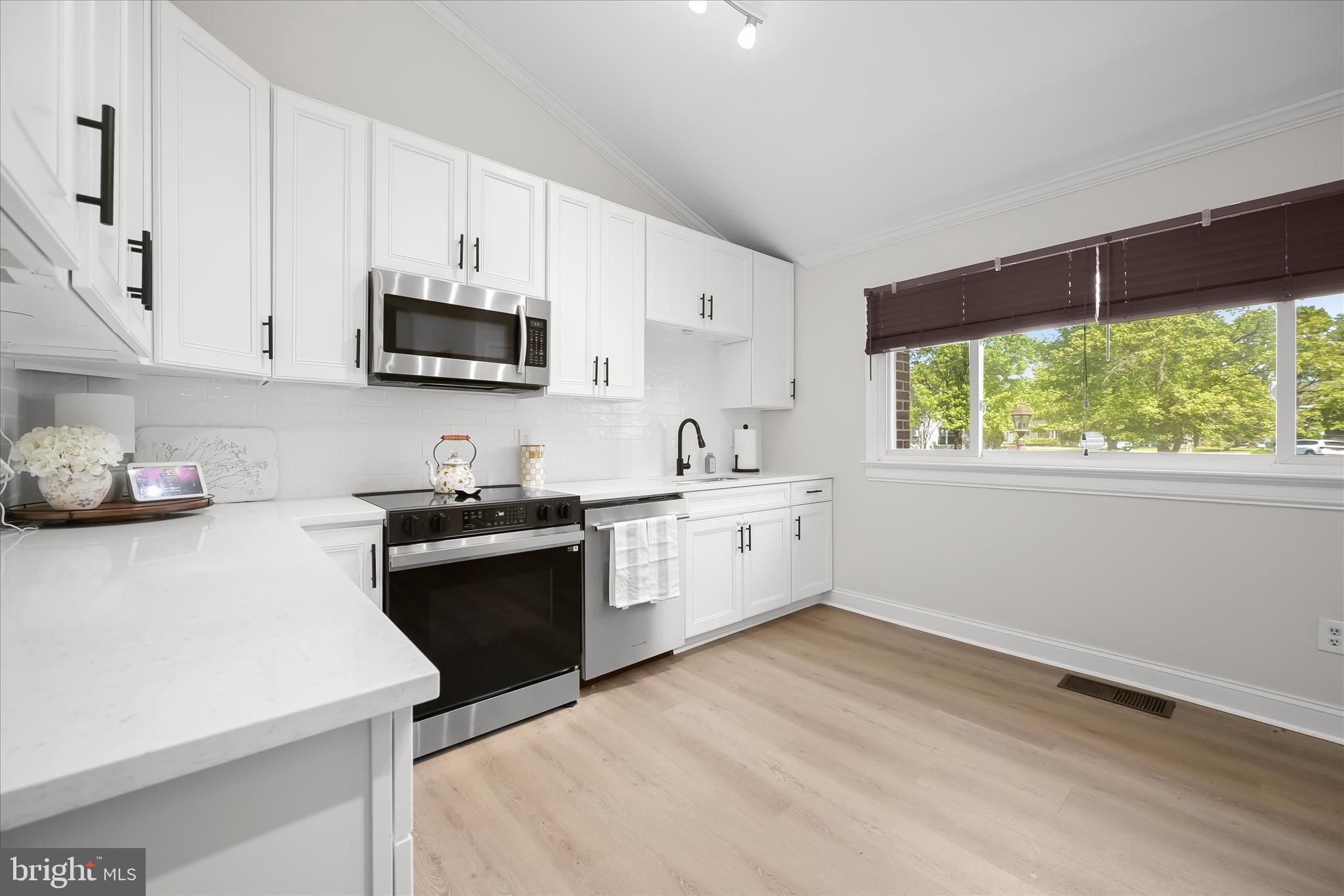 MILL CREEK TOWNE - Residential