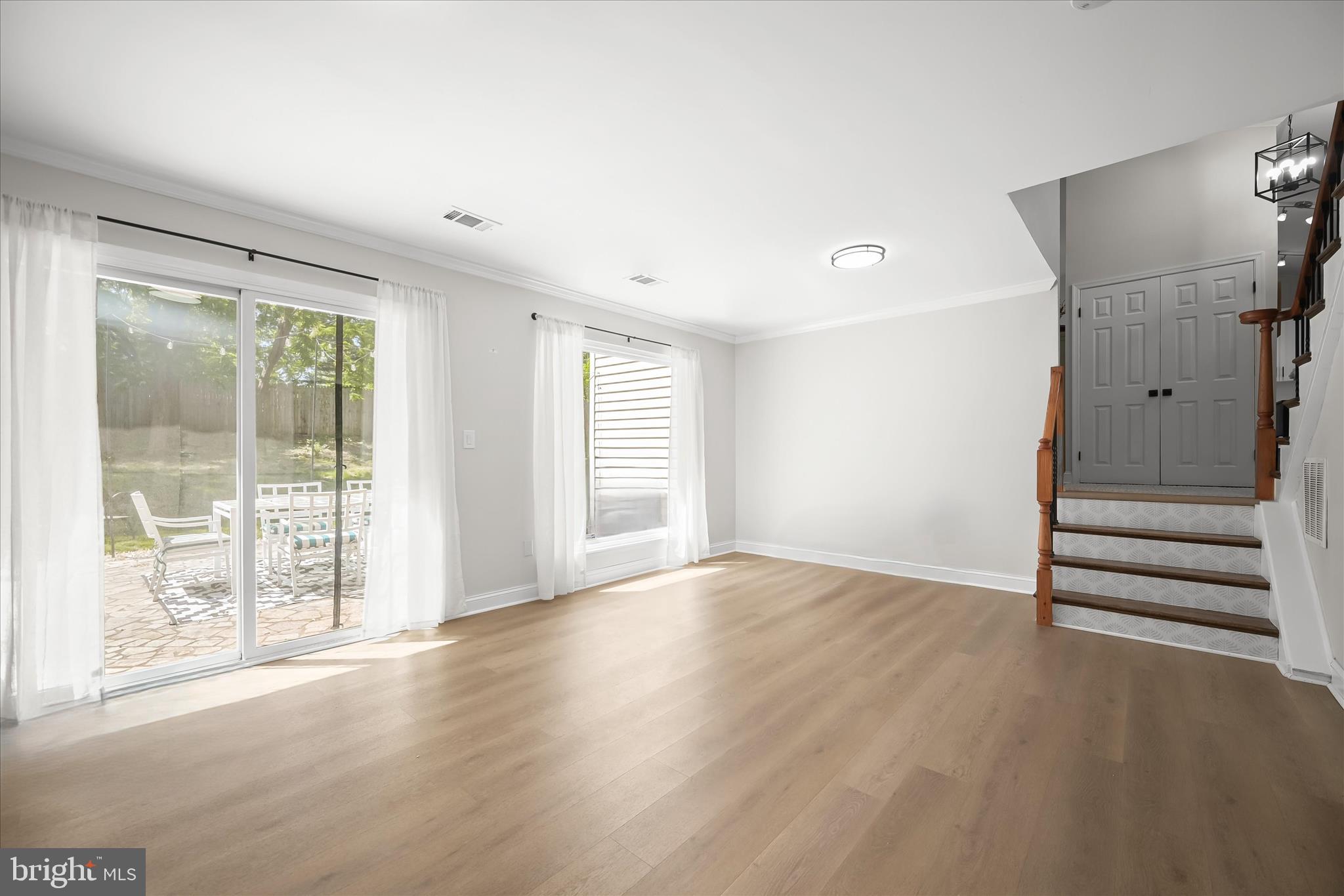 MILL CREEK TOWNE - Residential