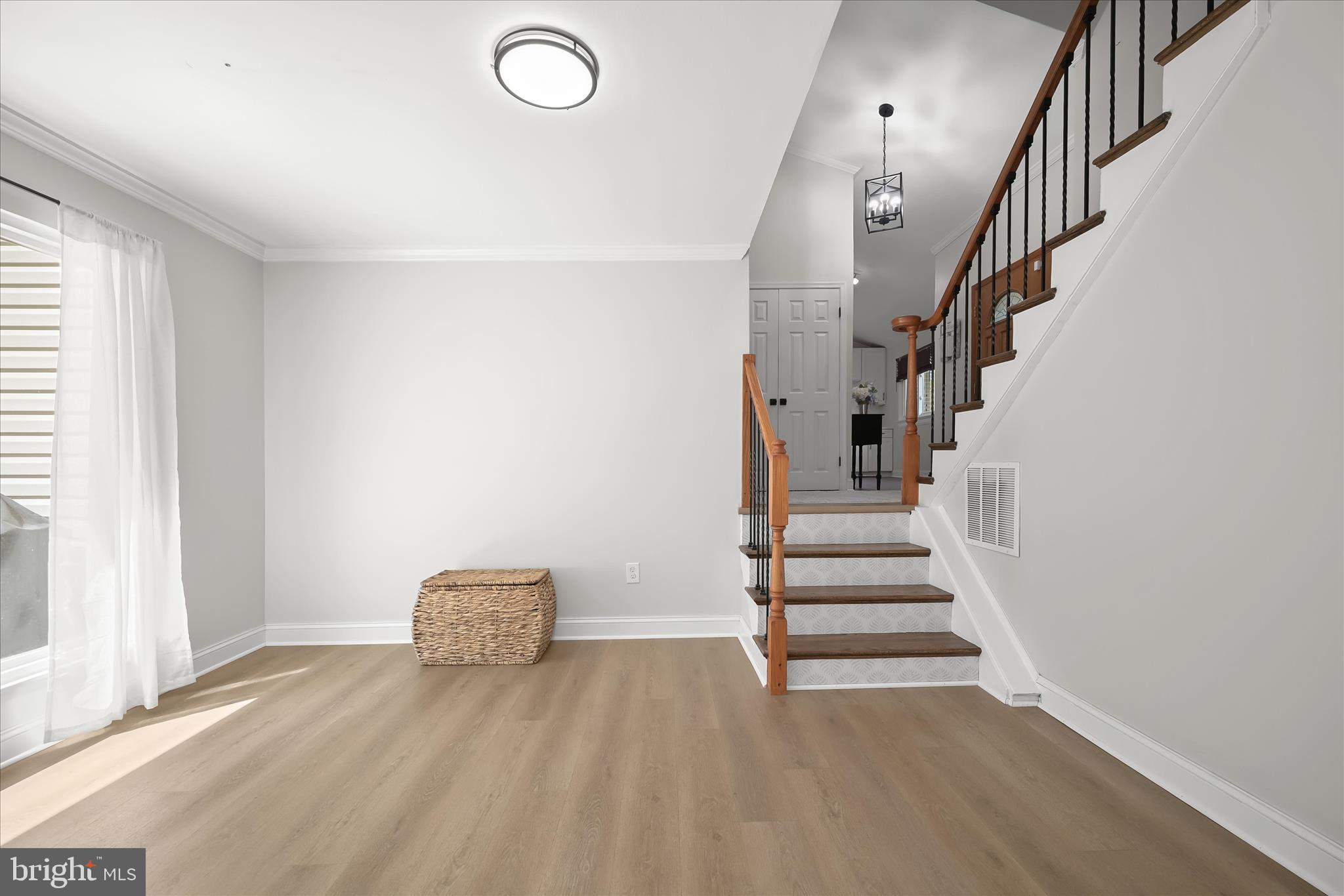 MILL CREEK TOWNE - Residential