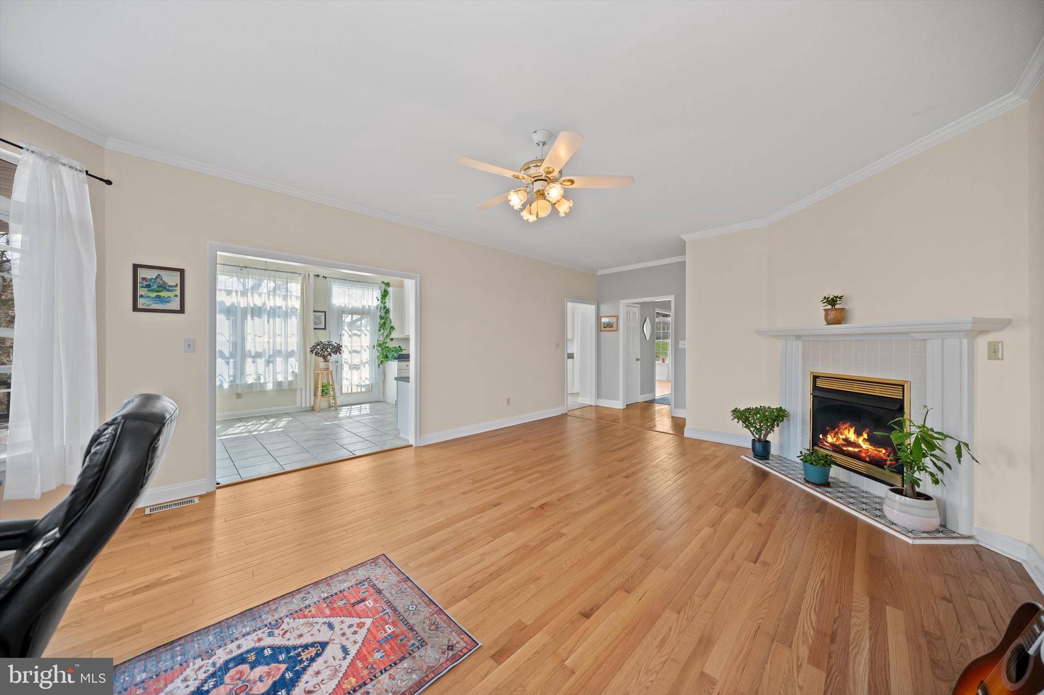 EDINBURG MANOR - Residential