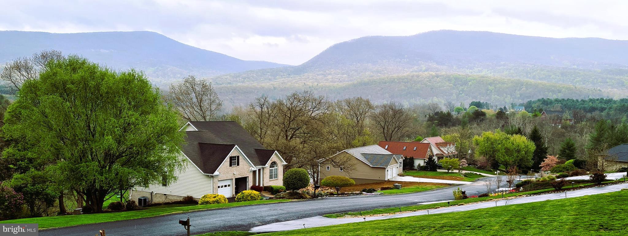 EDINBURG MANOR - Residential