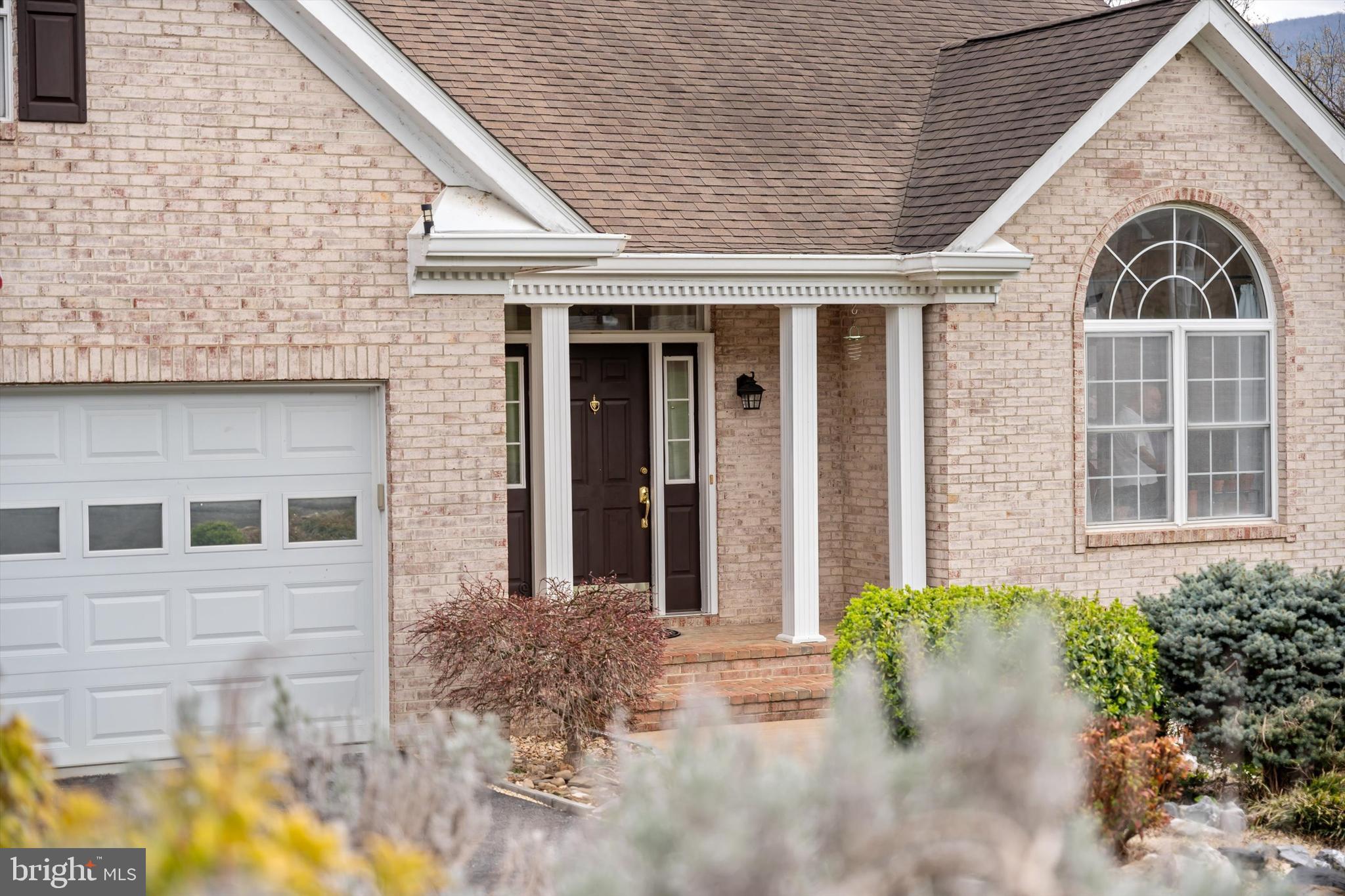 EDINBURG MANOR - Residential