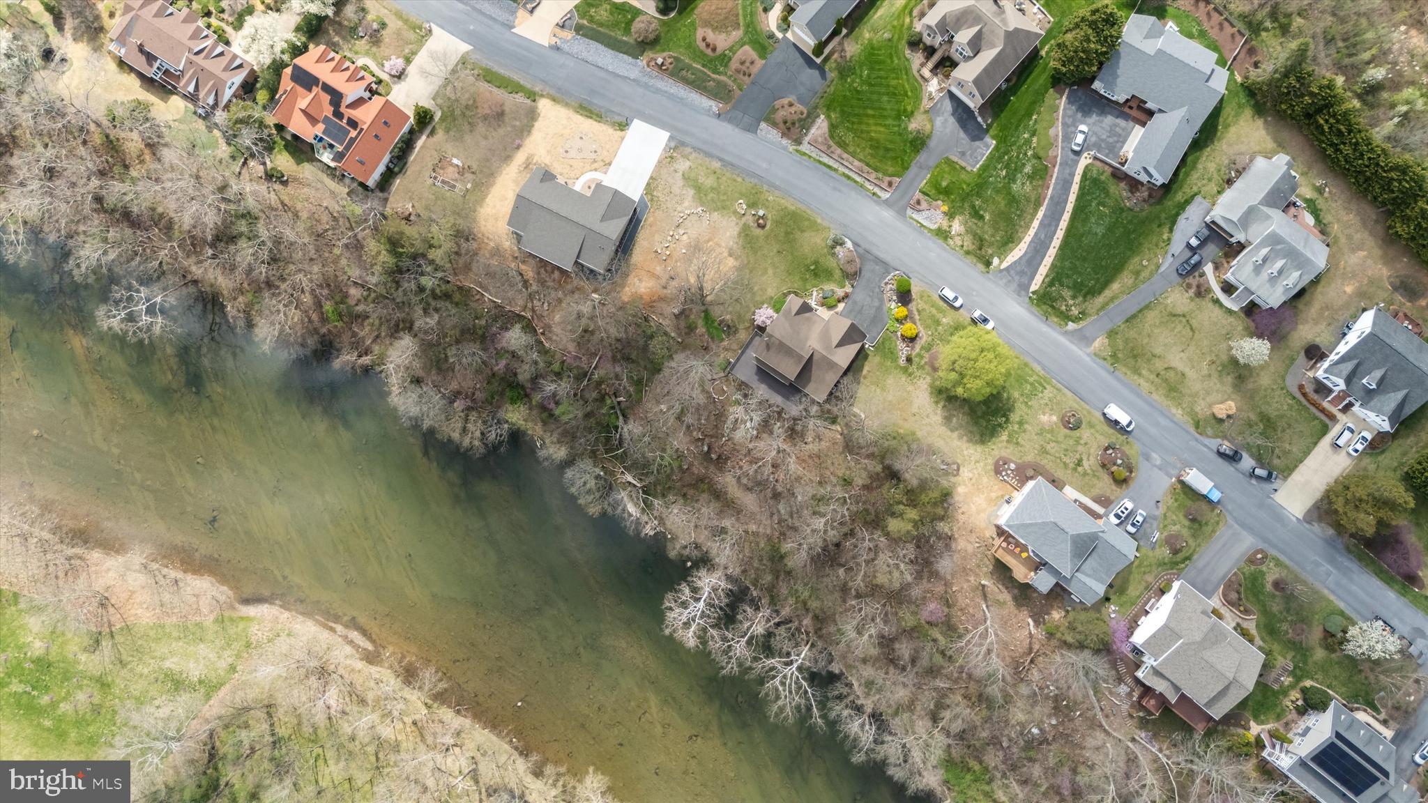 EDINBURG MANOR - Residential