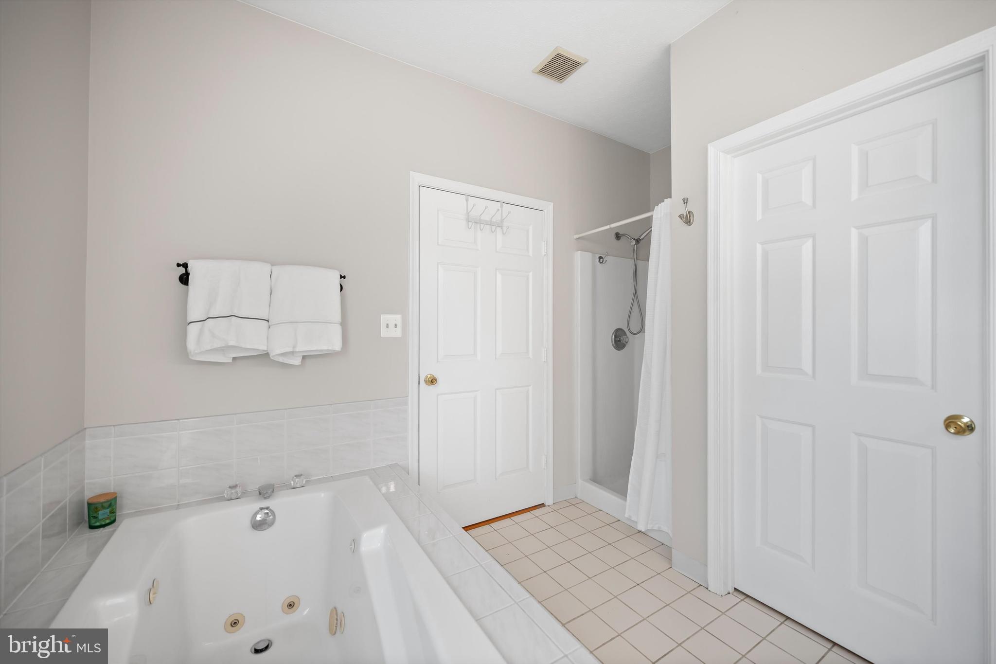 EDINBURG MANOR - Residential