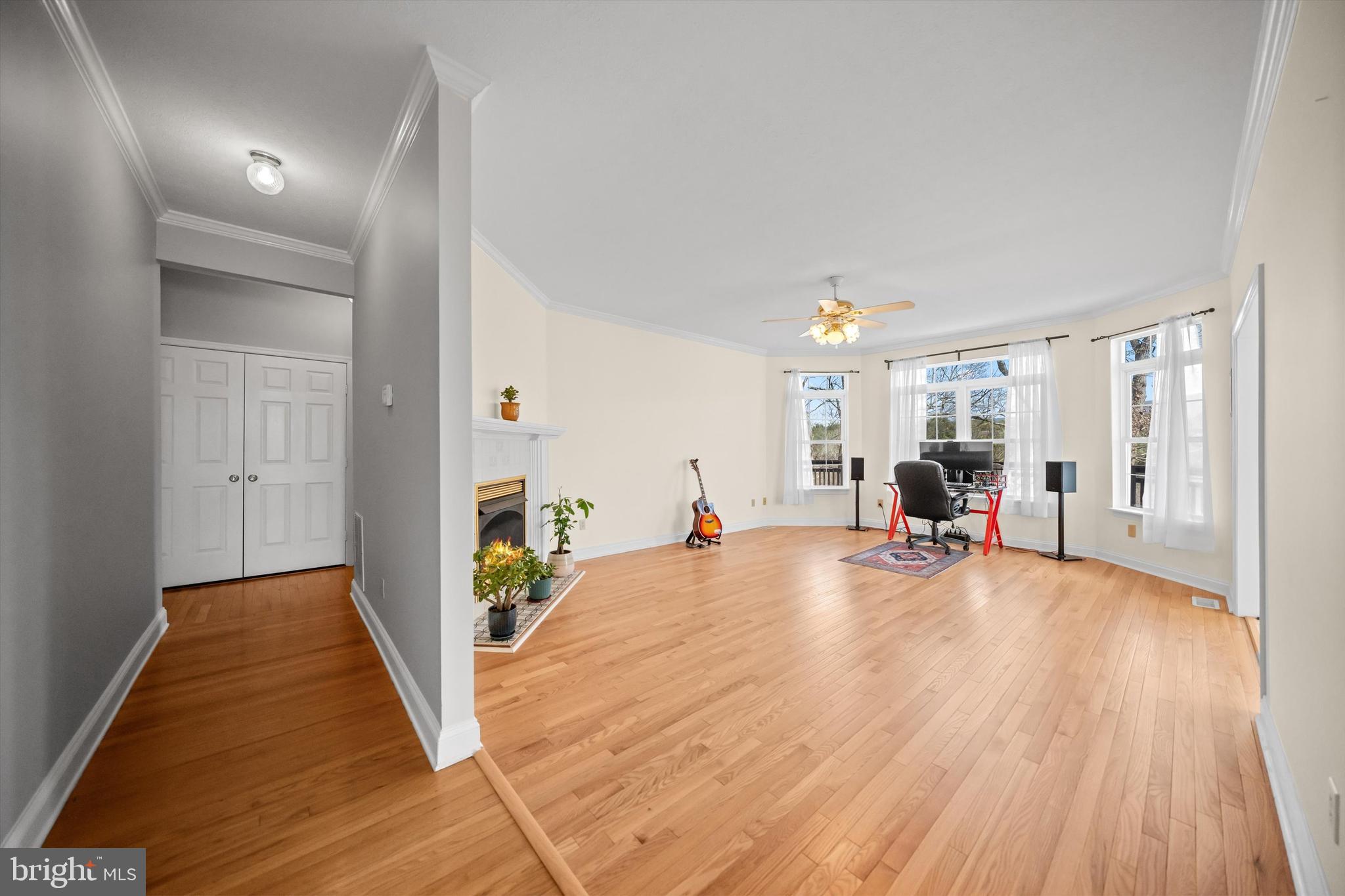 EDINBURG MANOR - Residential