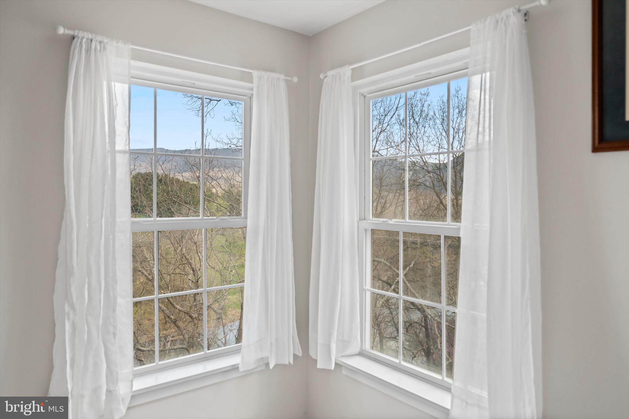 EDINBURG MANOR - Residential