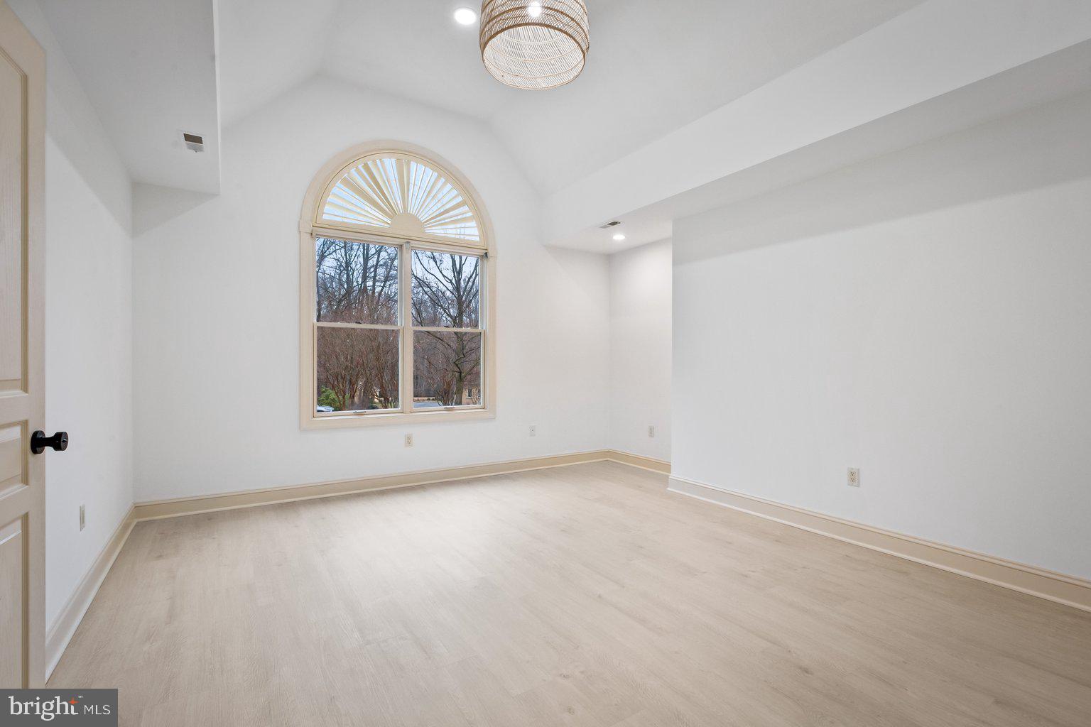 GREENSPRING VALLEY - Residential Lease