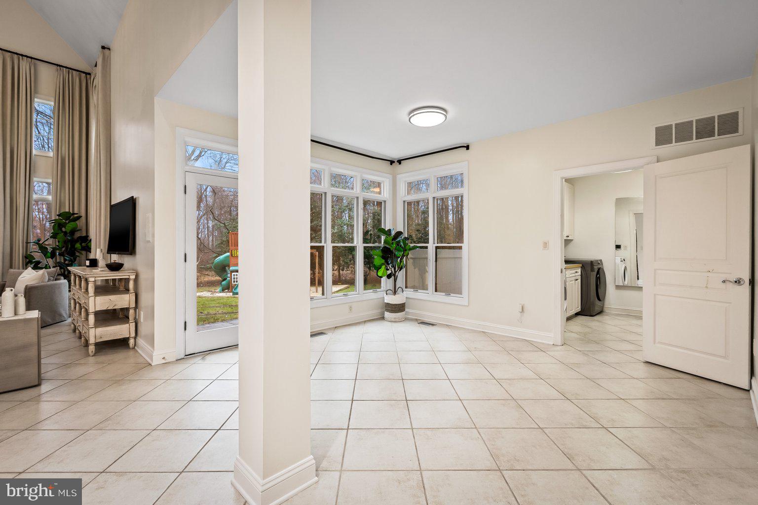 GREENSPRING VALLEY - Residential Lease