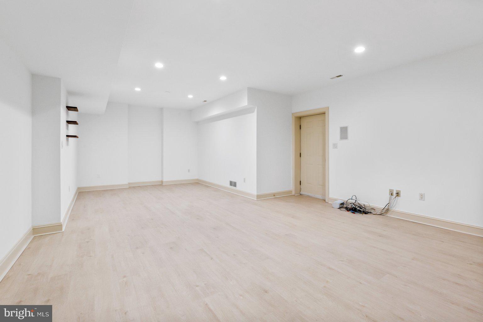 GREENSPRING VALLEY - Residential Lease