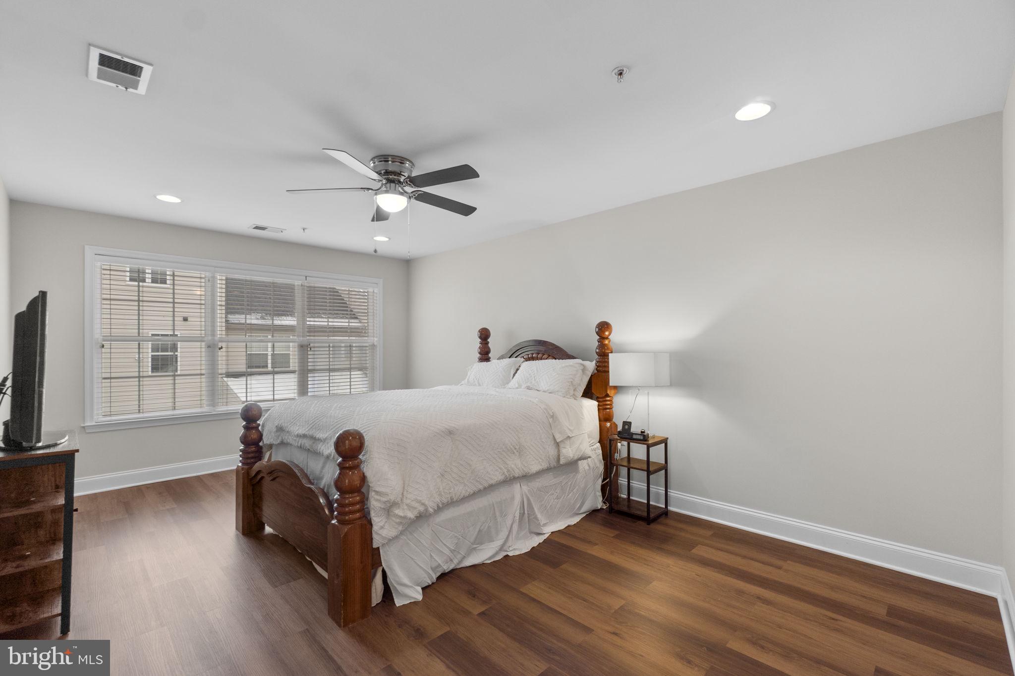 MCDONOUGH OAKS - Residential