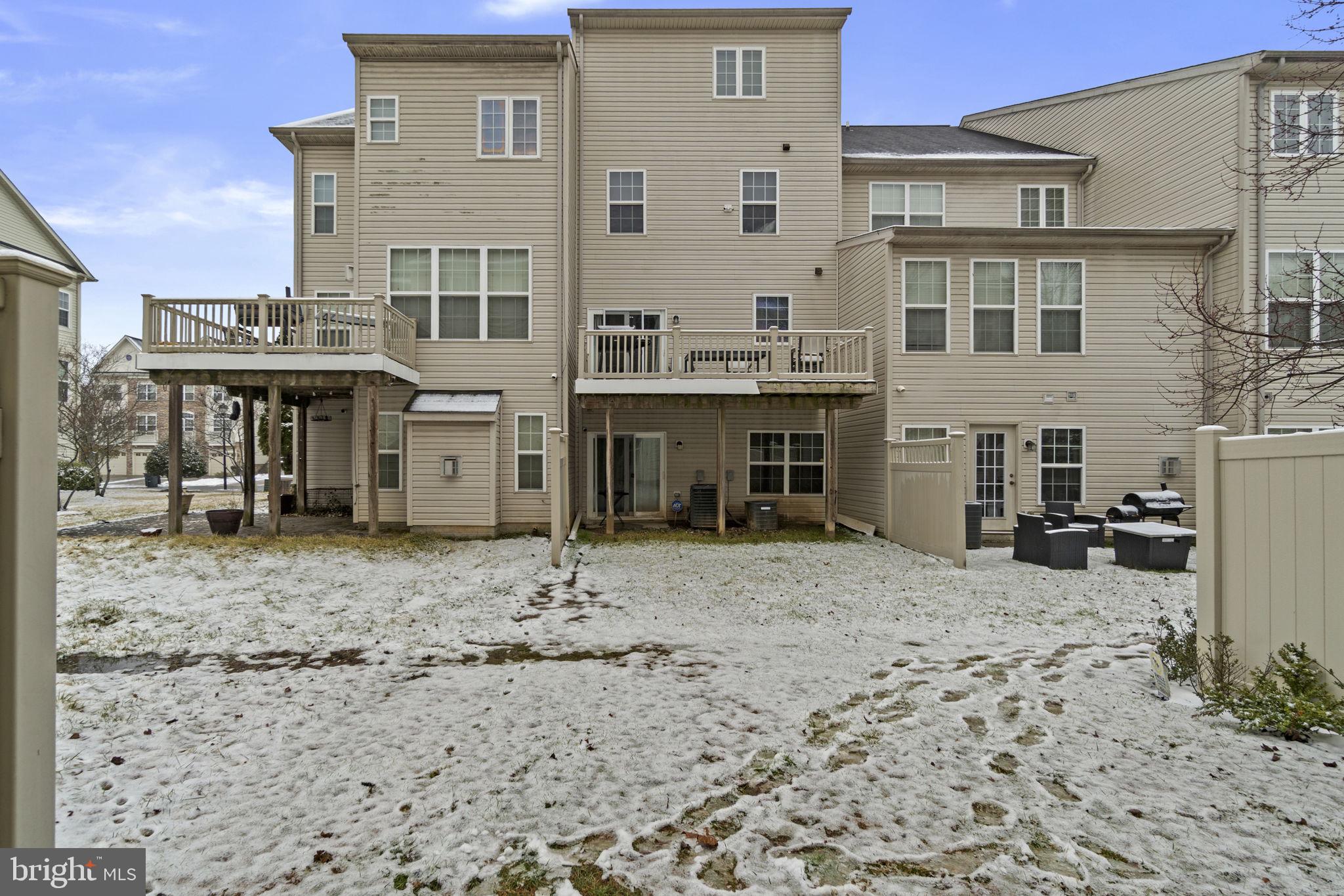 MCDONOUGH OAKS - Residential