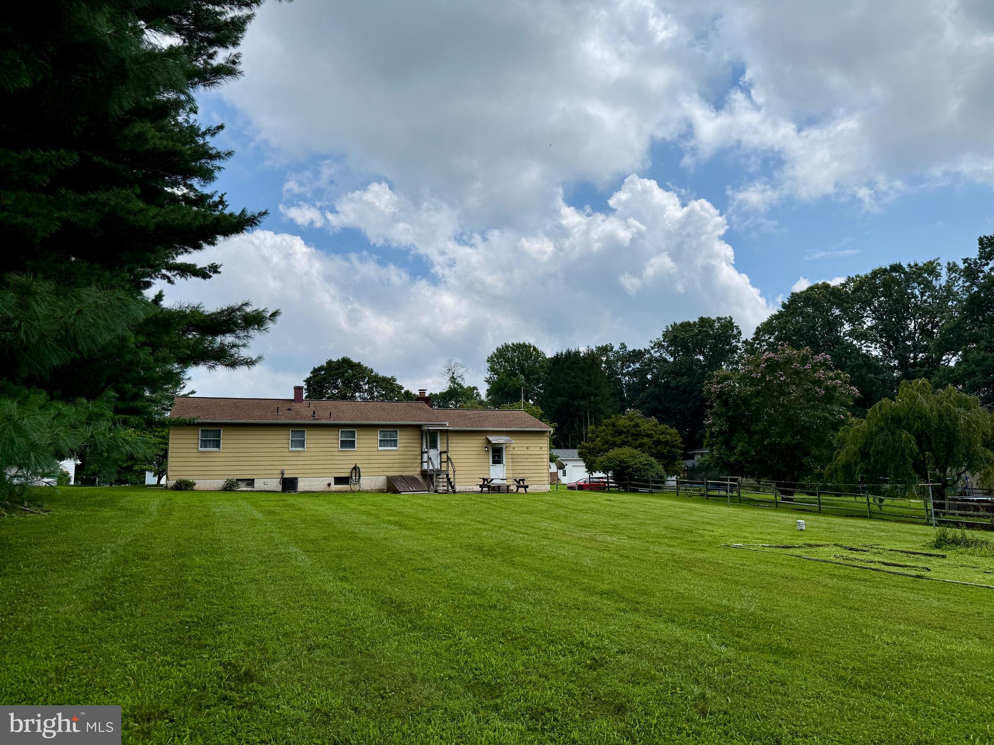 2306 PHEASANT RUN DRIVE