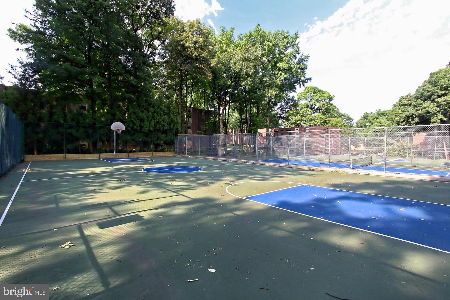 3316 WOODBURN VILLAGE DRIVE 23