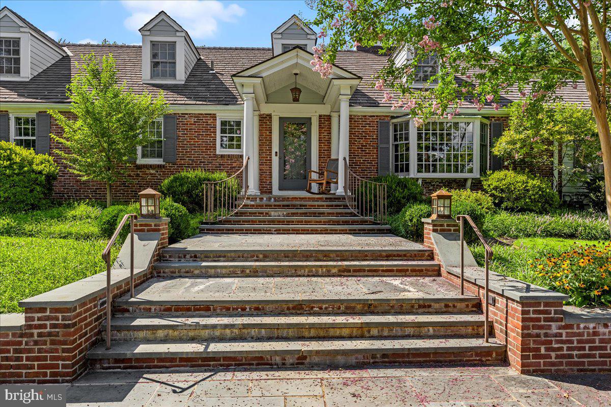 1 AUDUBON LANE